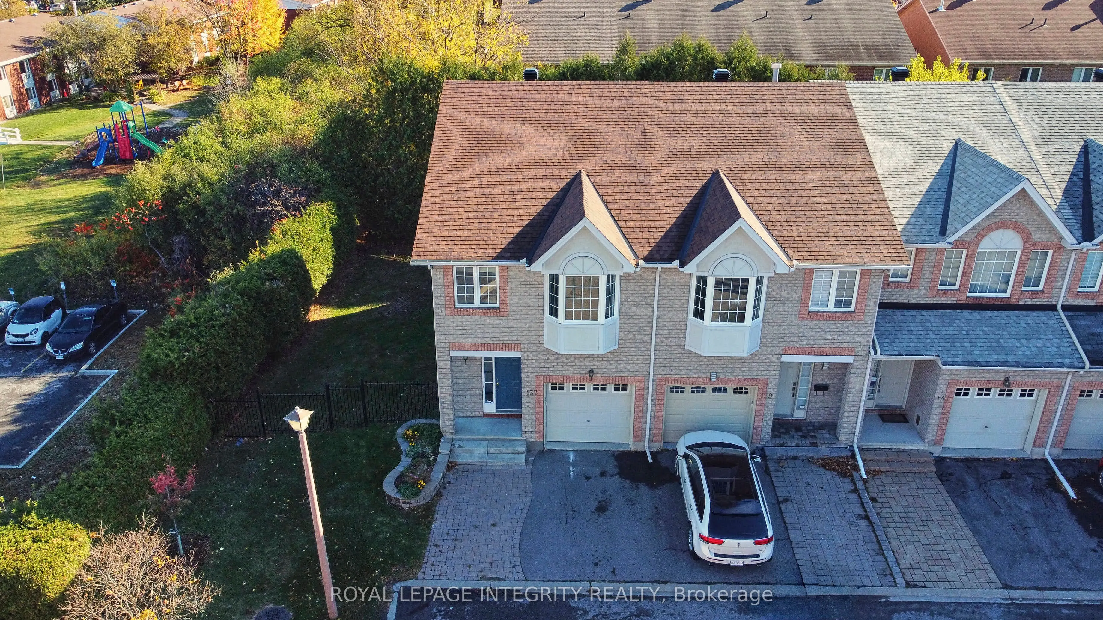 137 Tall Oak Private