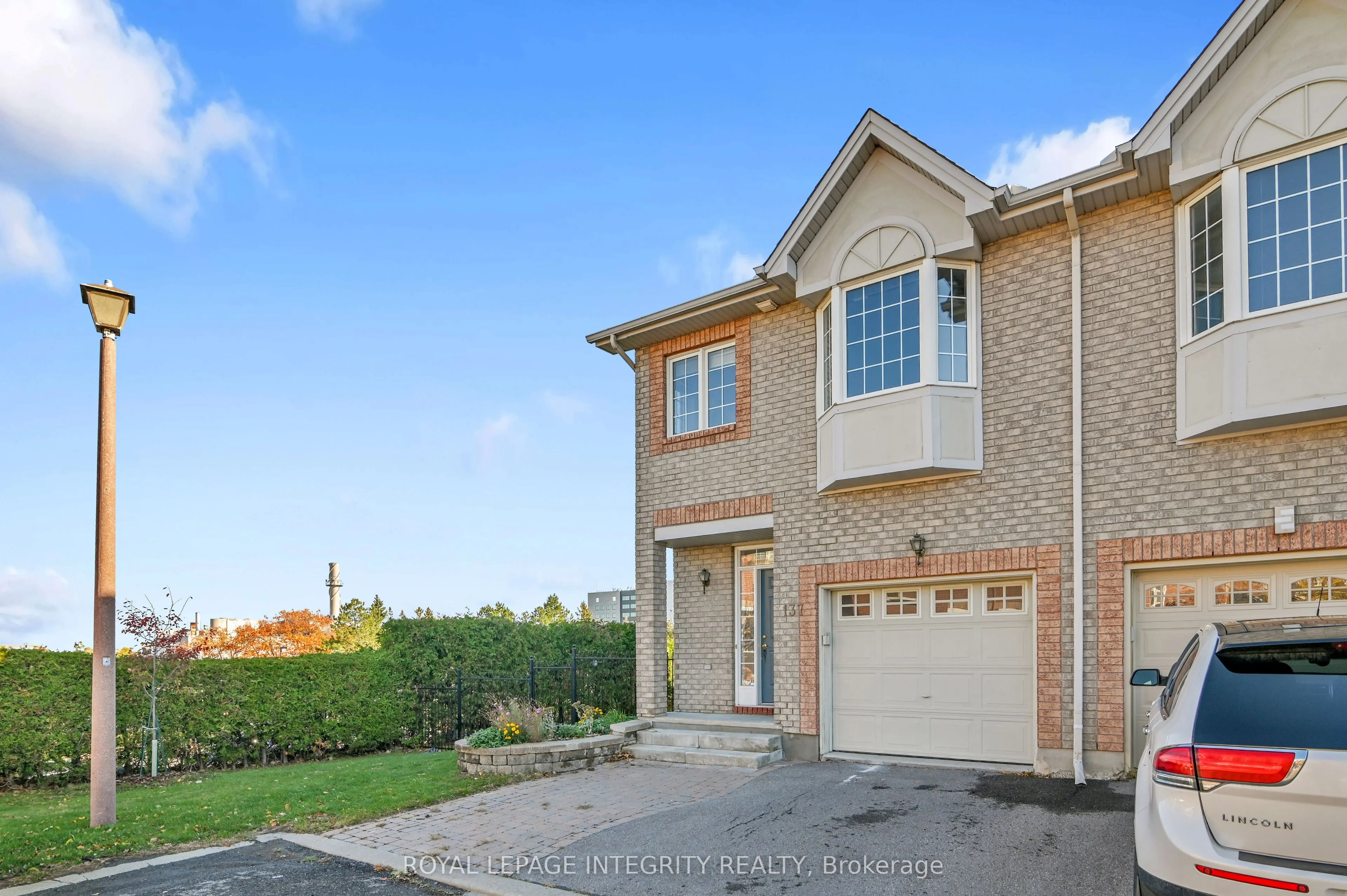 137 Tall Oak Private