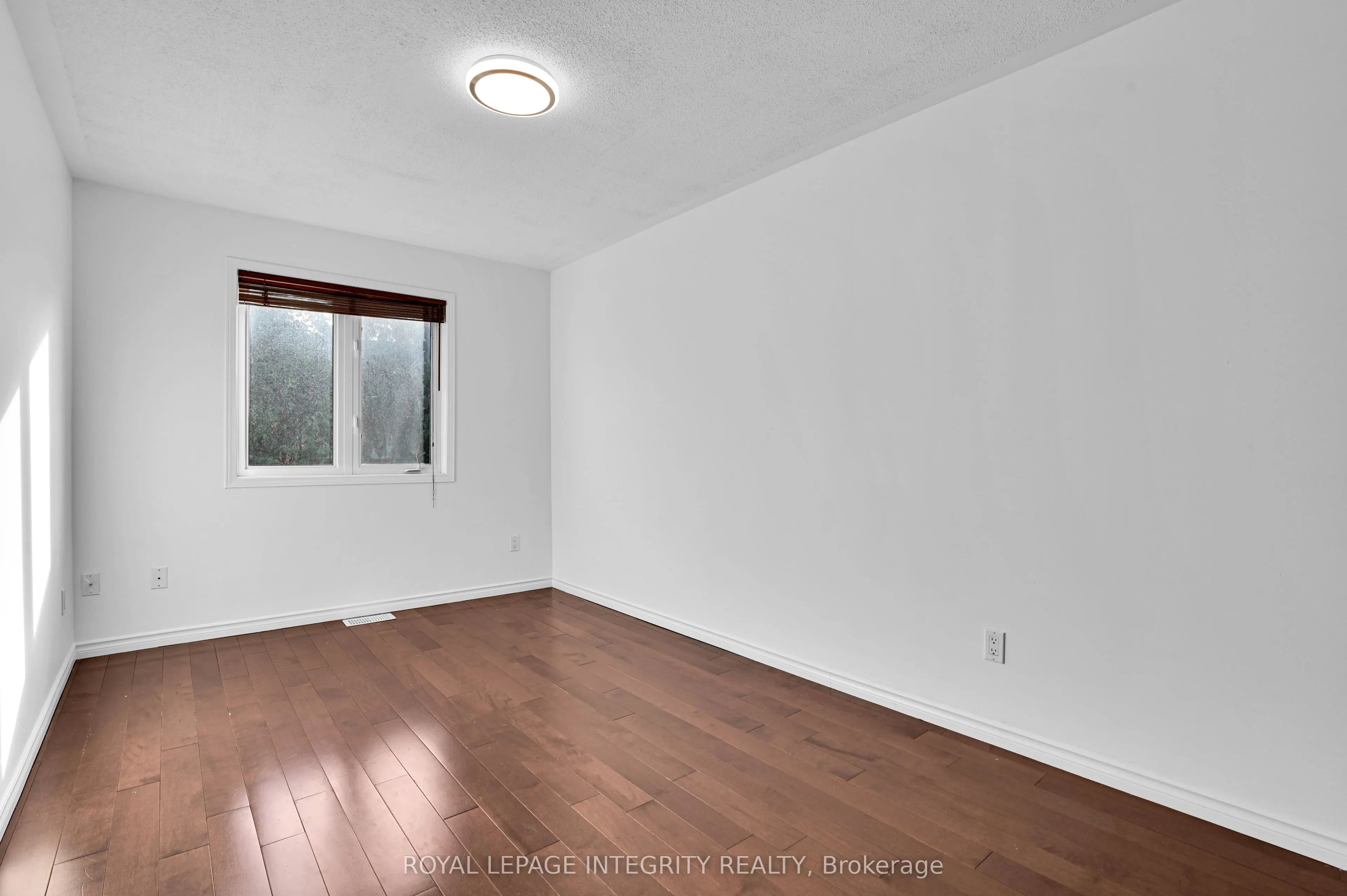 137 Tall Oak Private