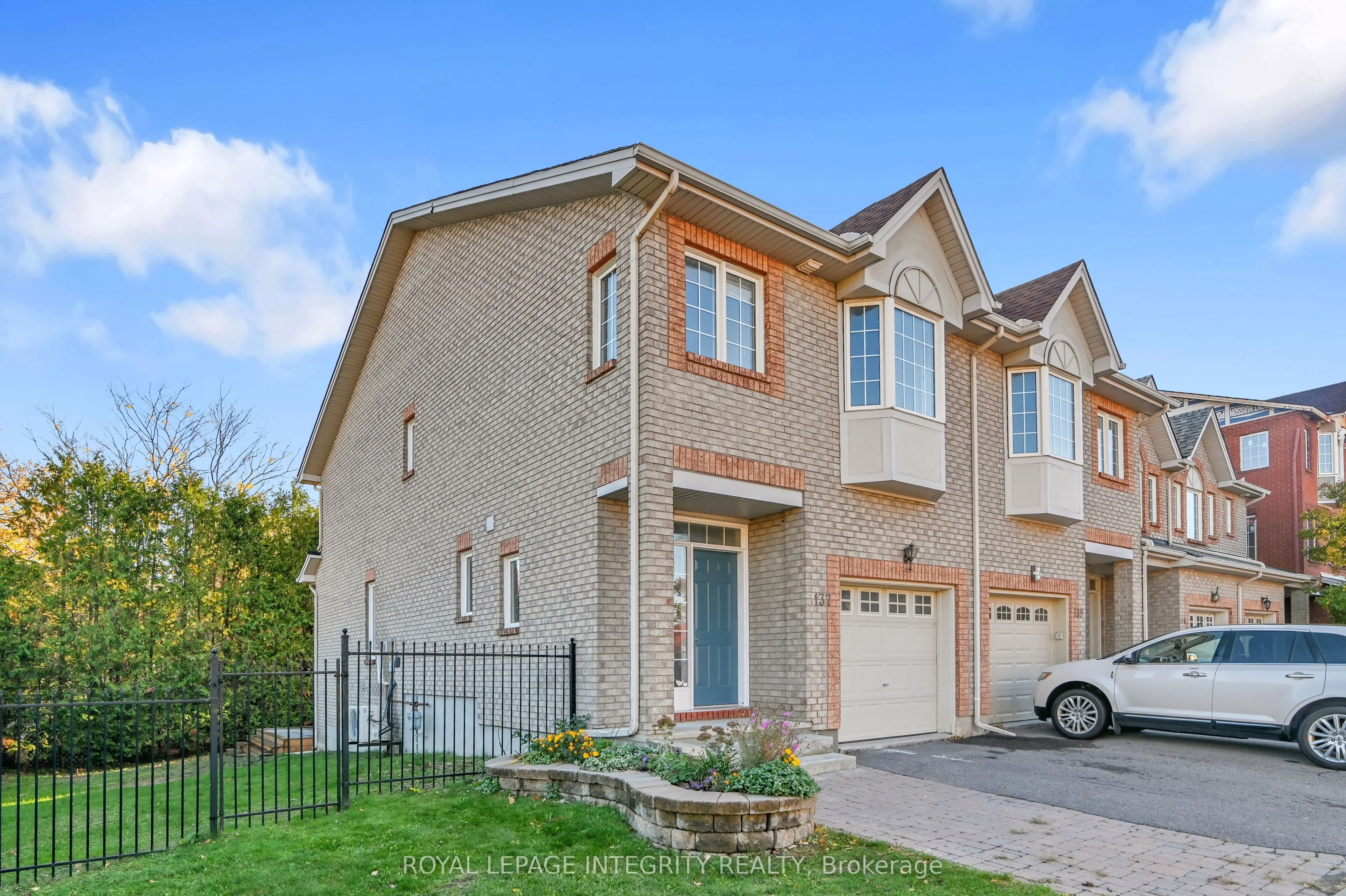 137 Tall Oak Private