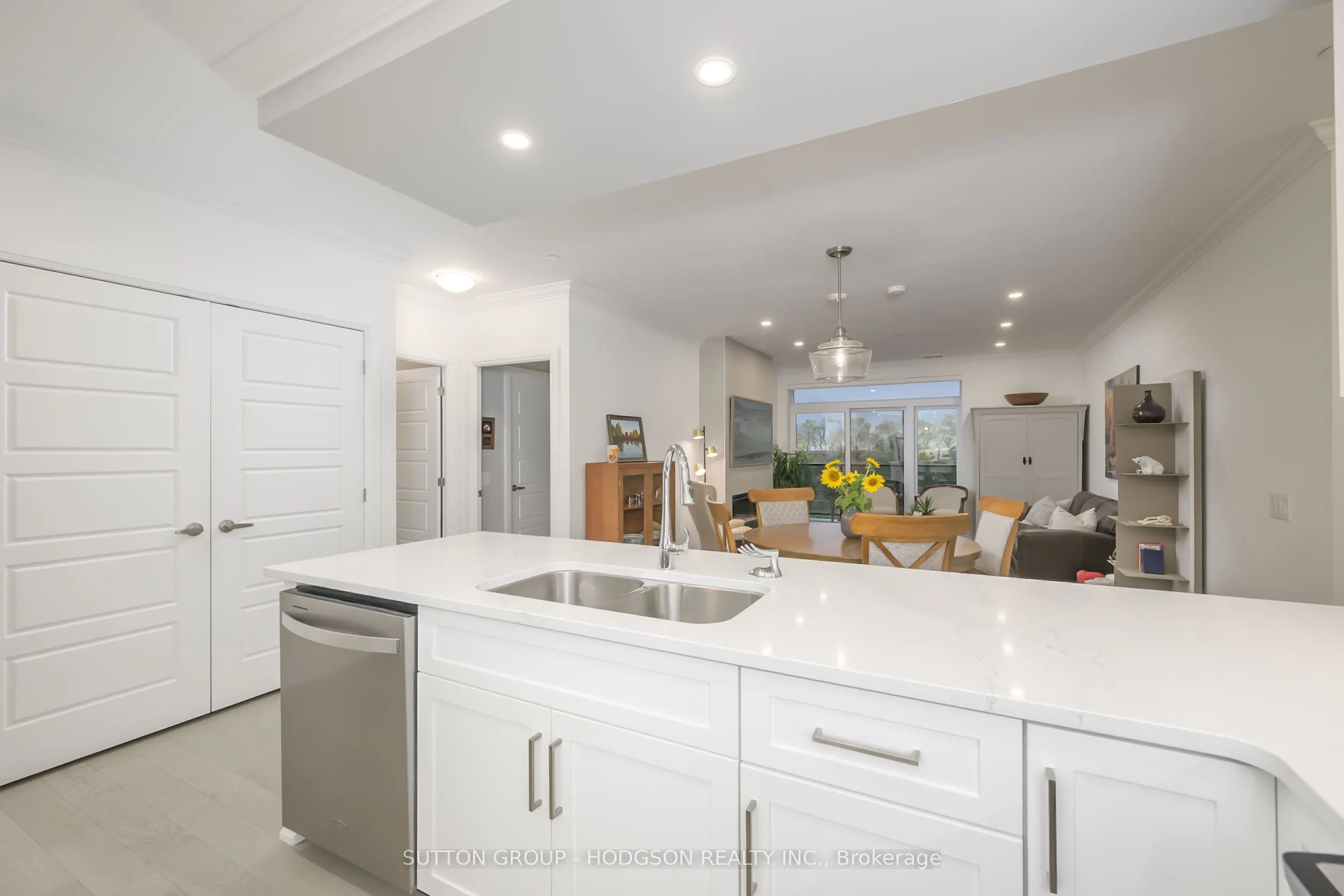 1975 Fountain Grass Drive, #309