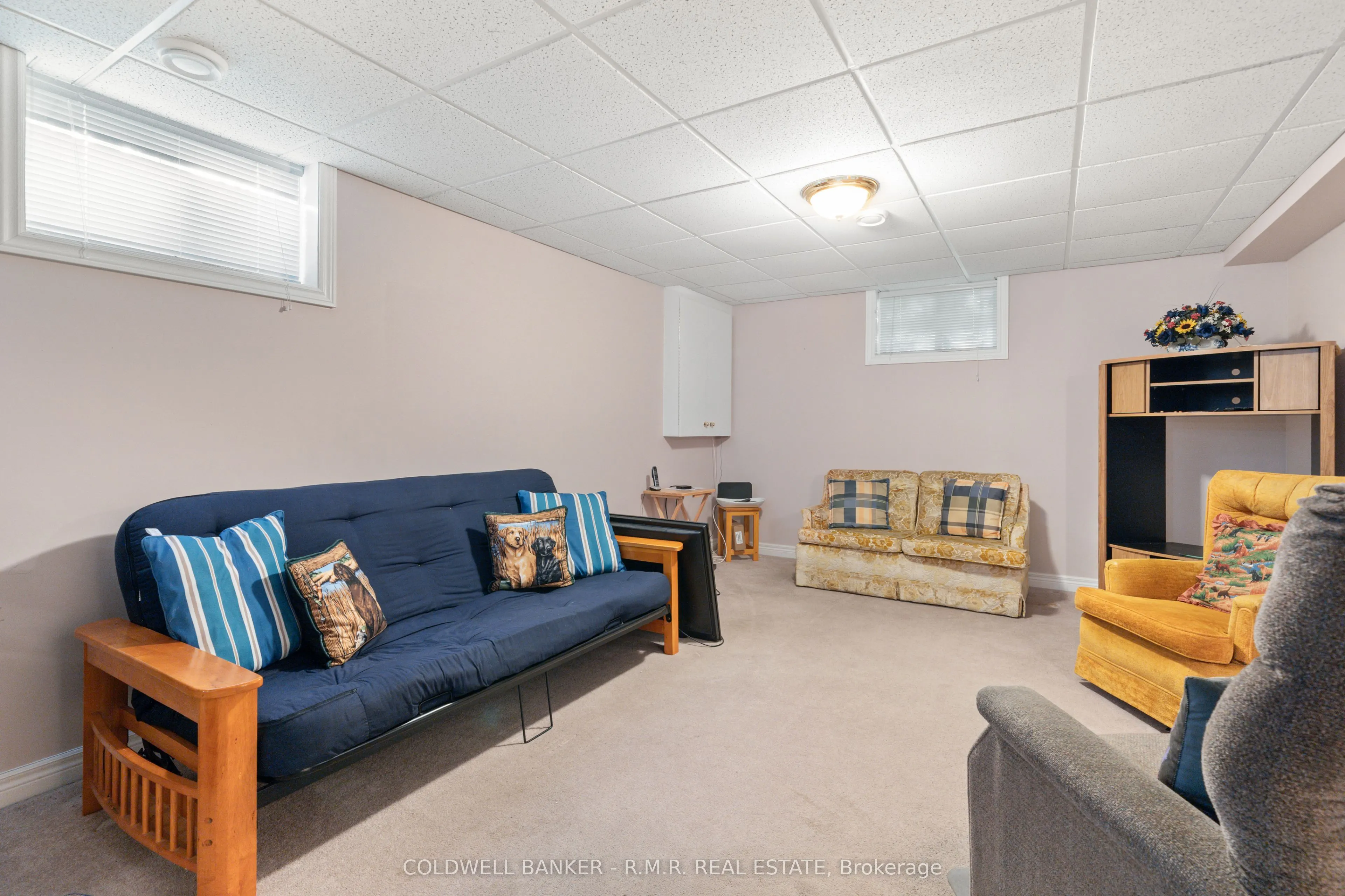 7 Eakins Crescent