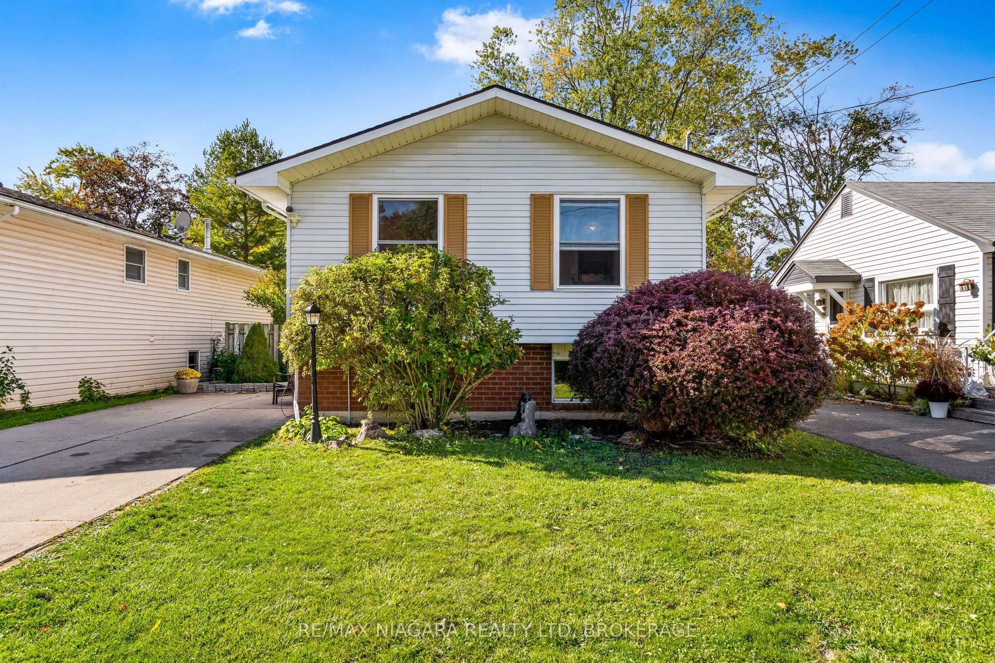 343 Helen Street