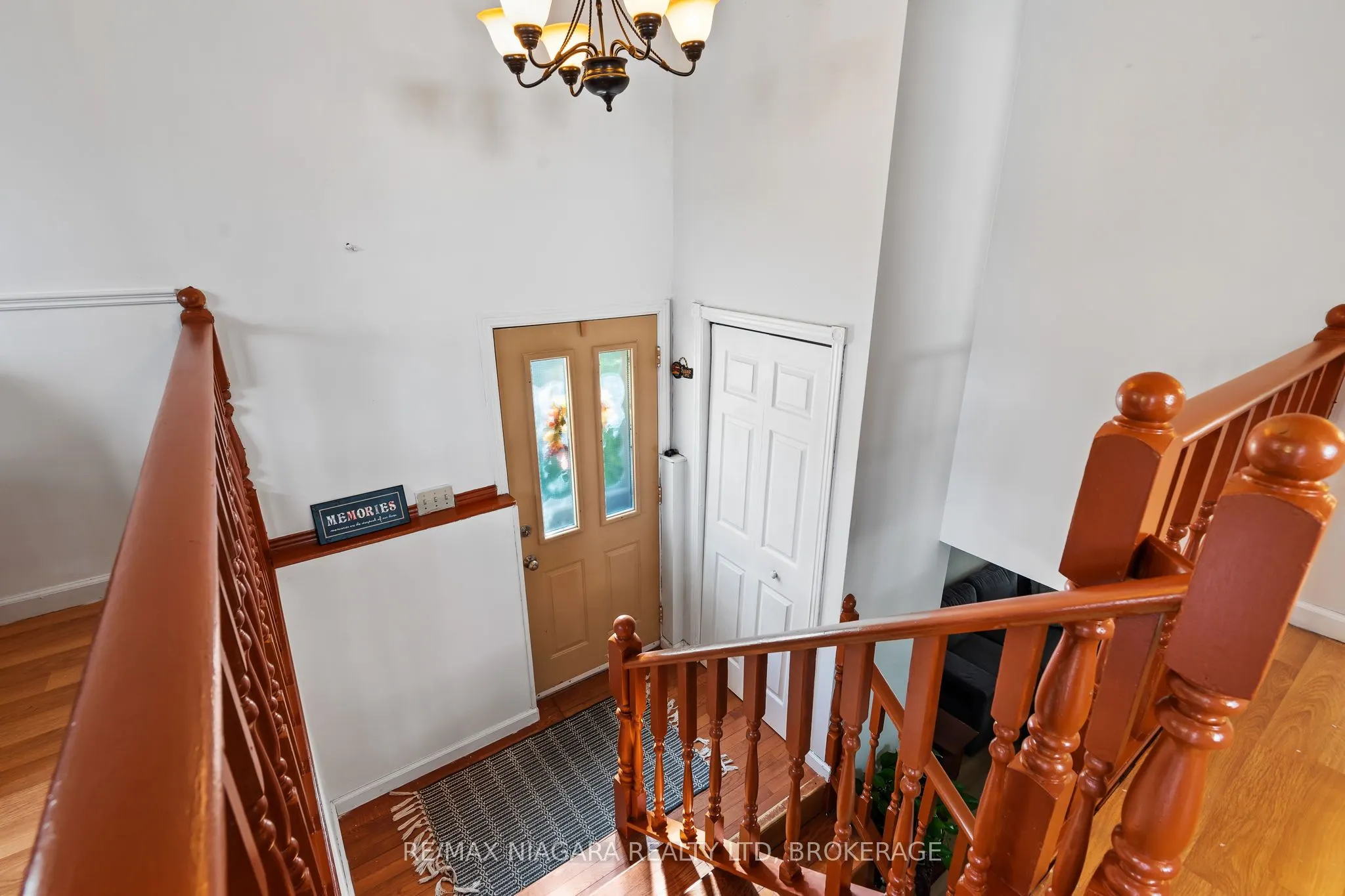 343 Helen Street