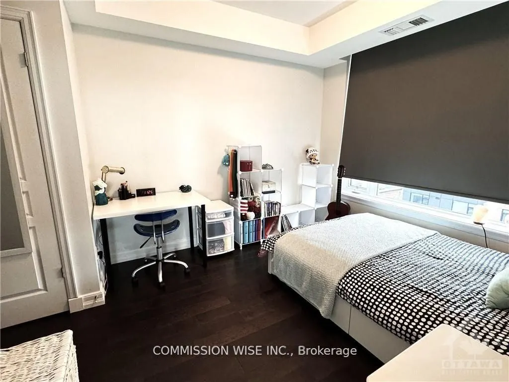 238 Besserer Street, #915