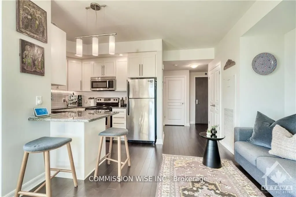 238 Besserer Street, #915