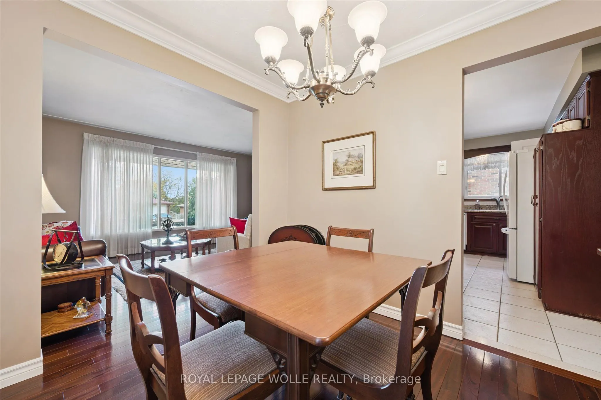 61 Sandsprings Crescent