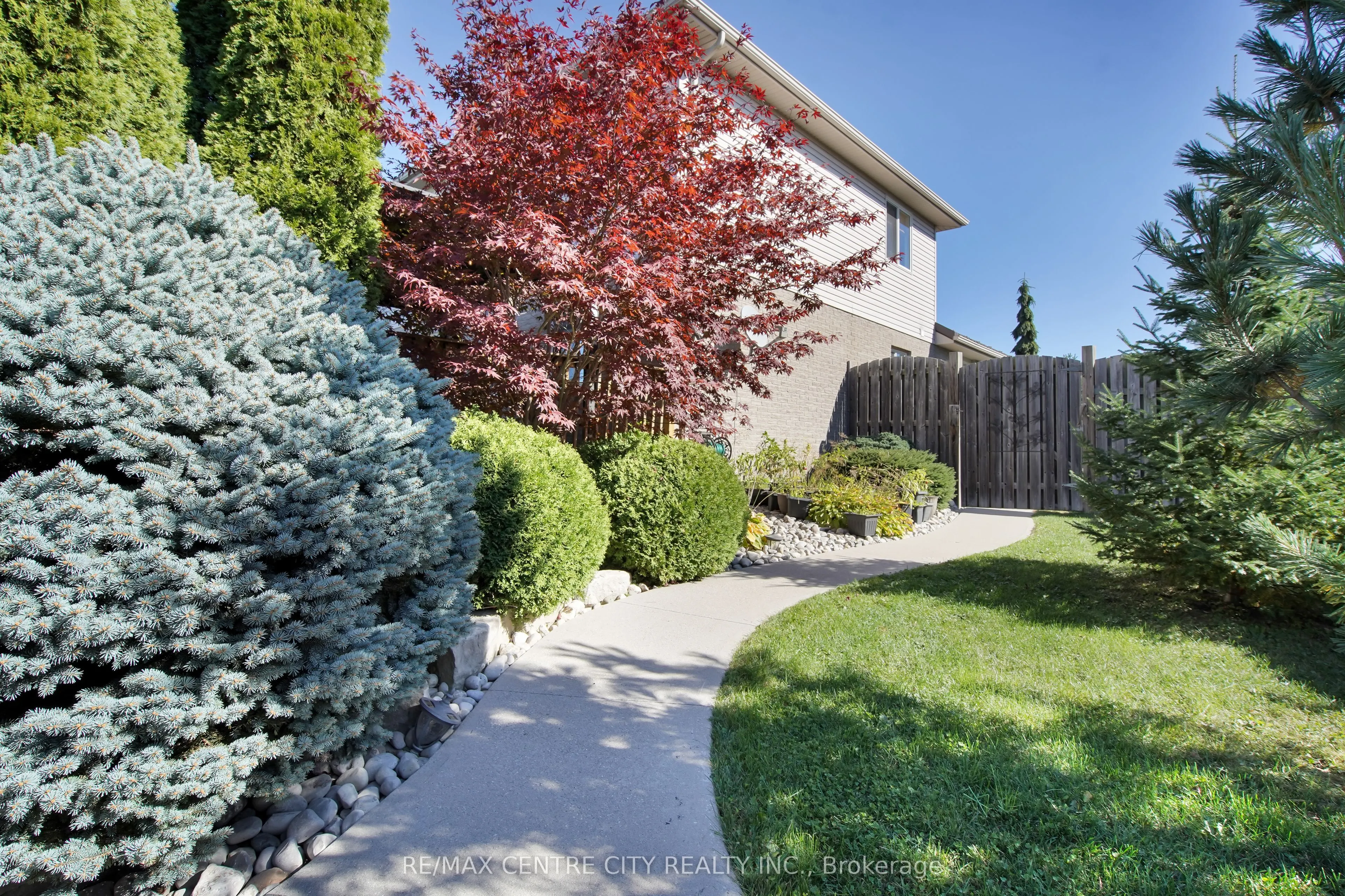 493 Cardigan Place
