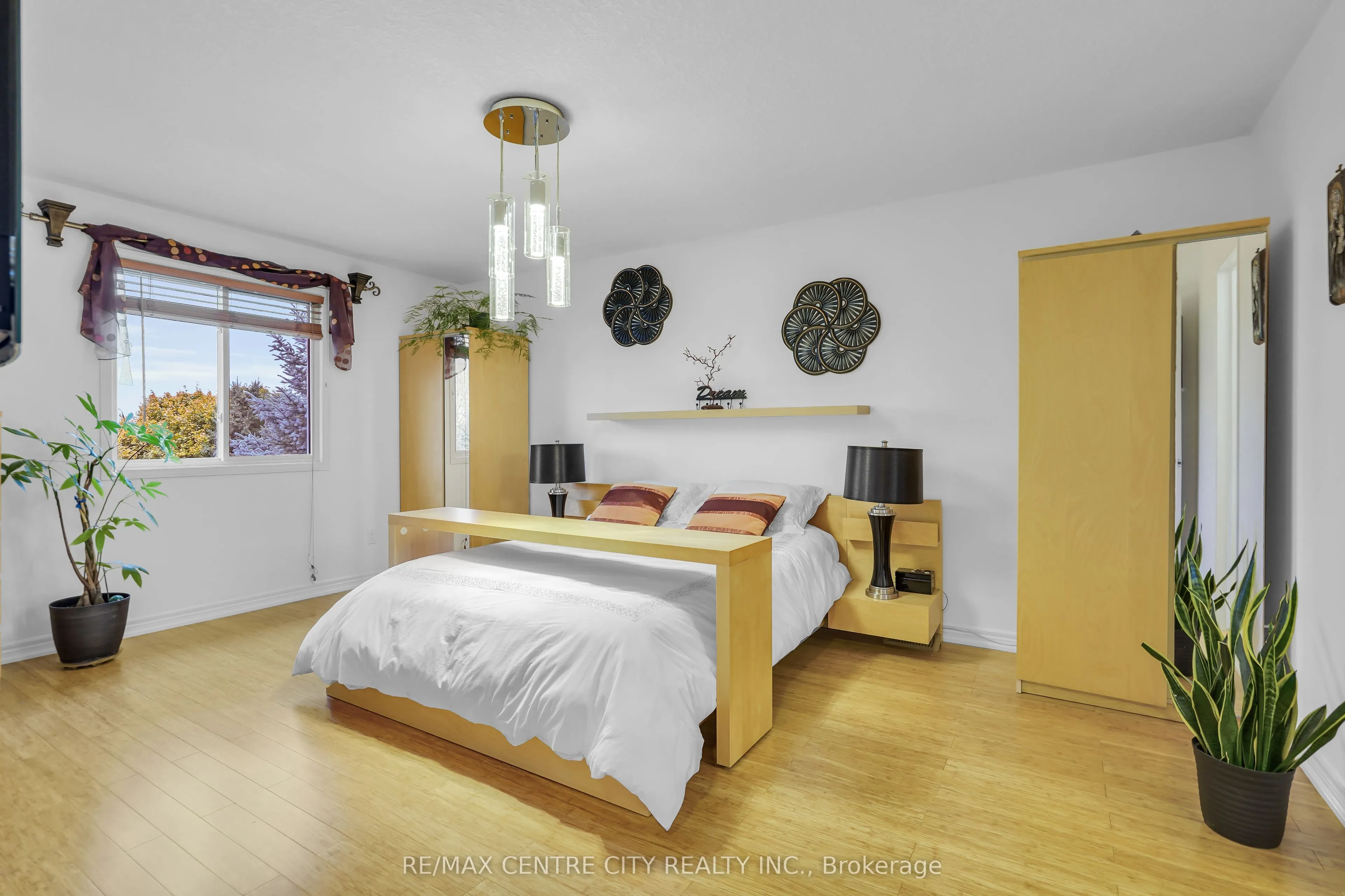 493 Cardigan Place