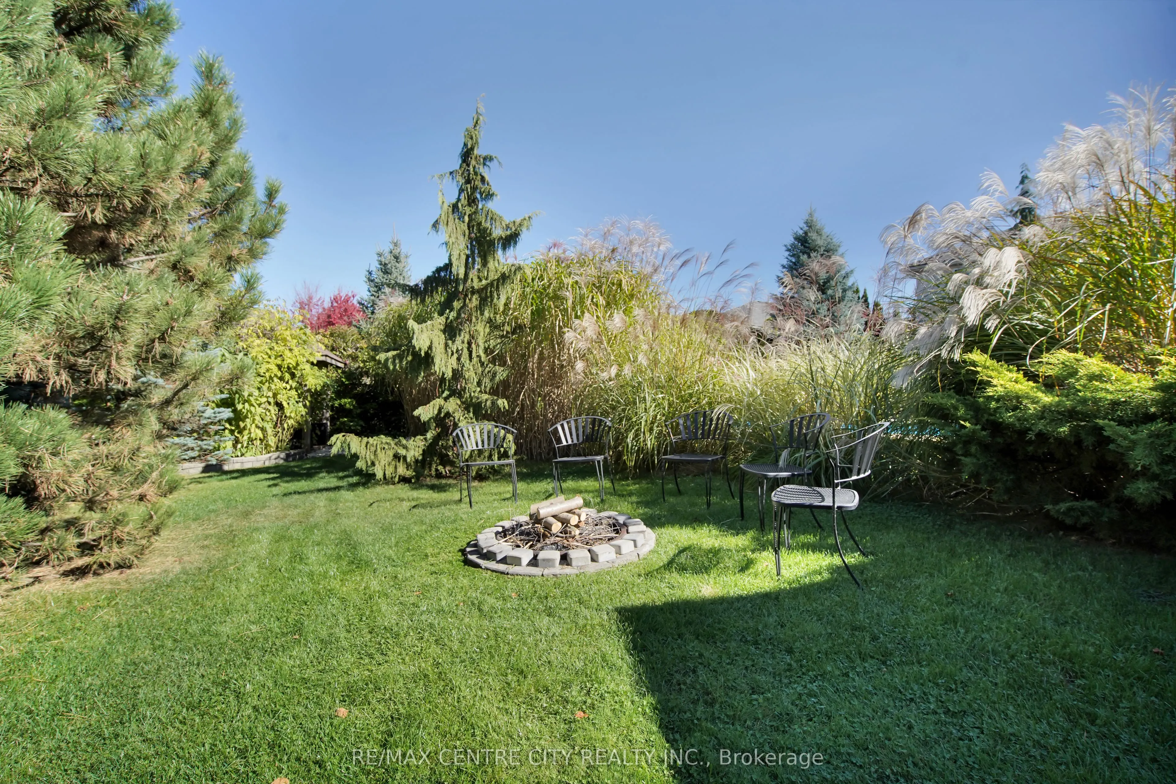 493 Cardigan Place