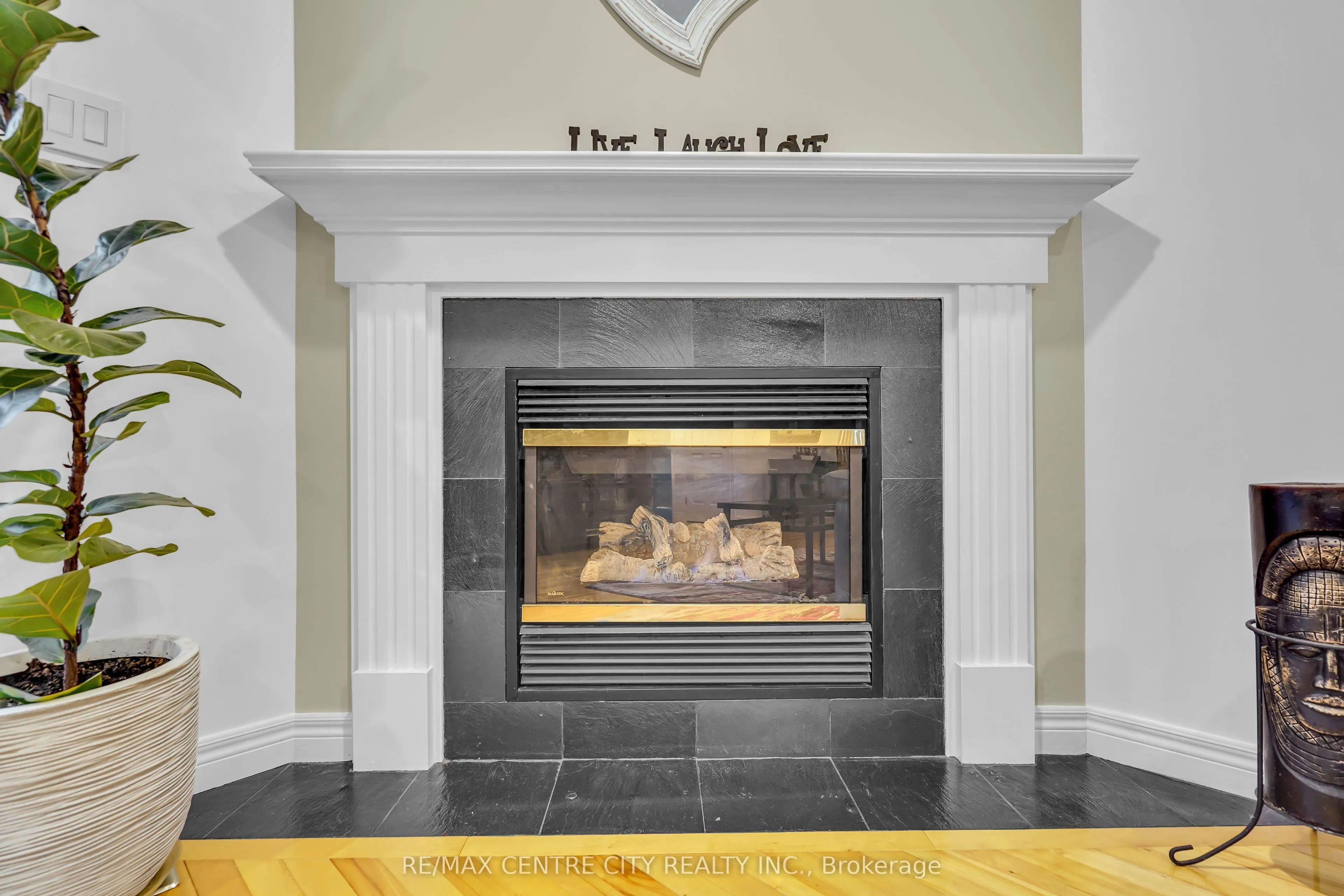 493 Cardigan Place