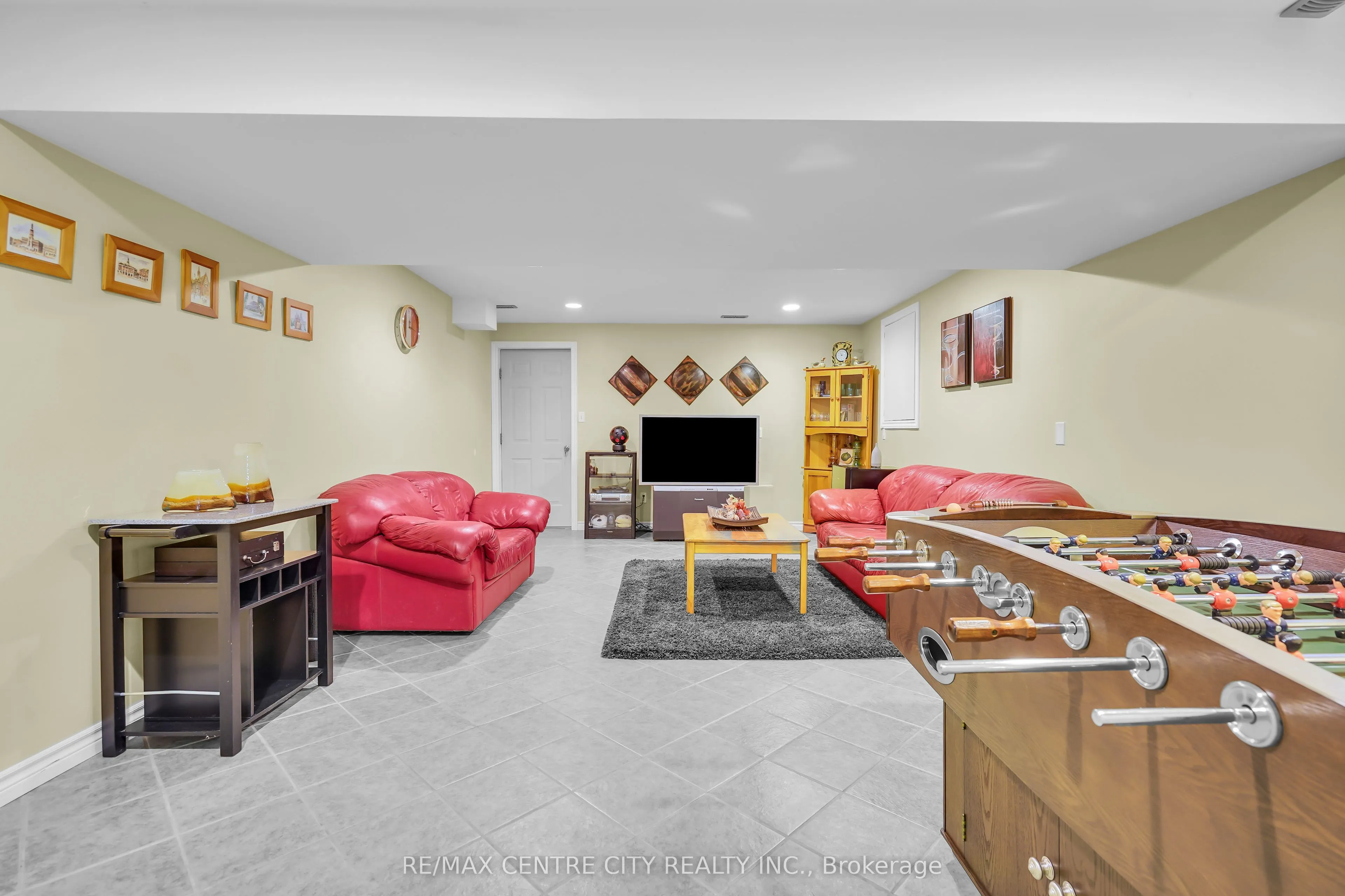 493 Cardigan Place
