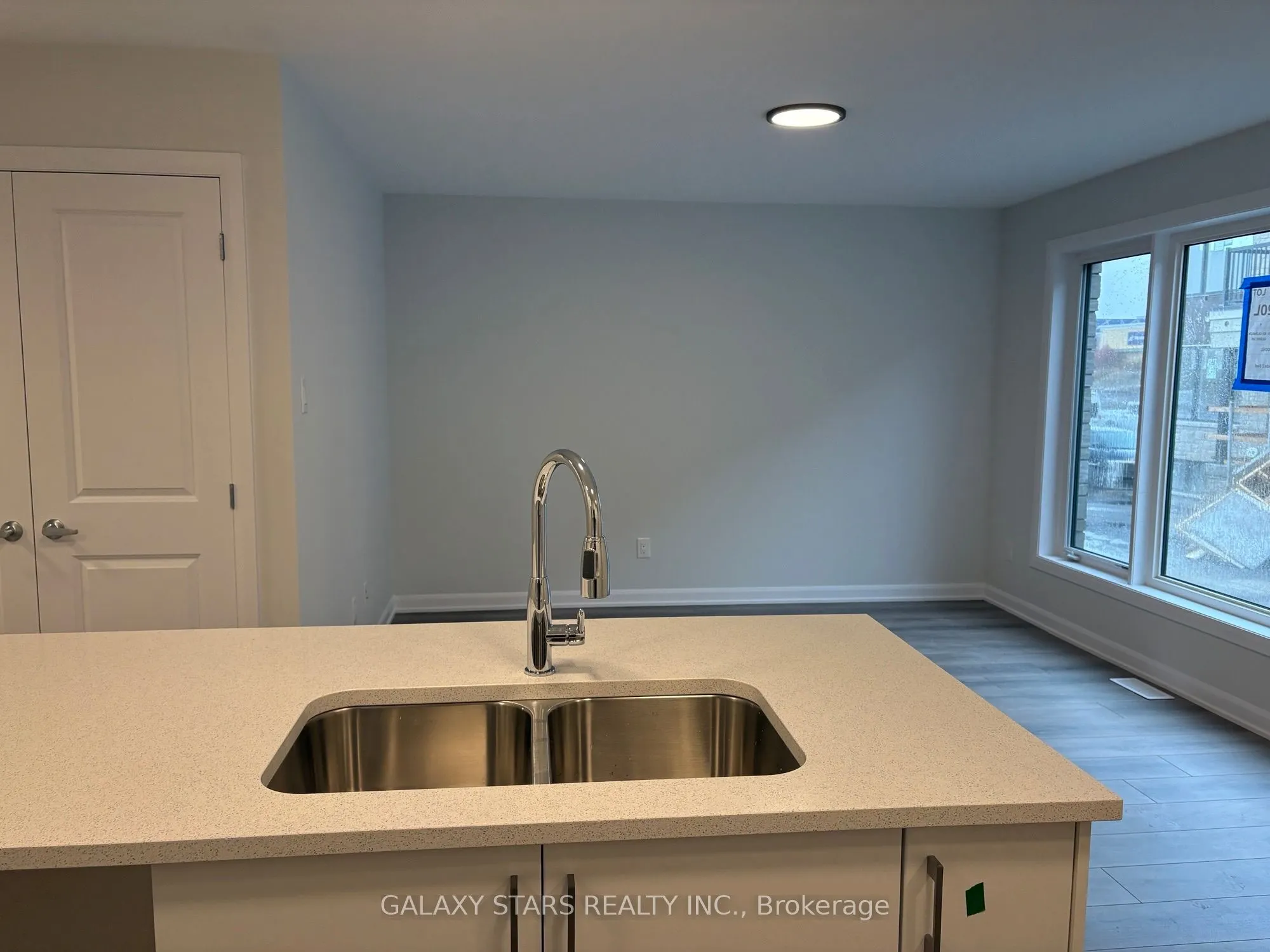 801 Glenroy Gilbert Drive, #8