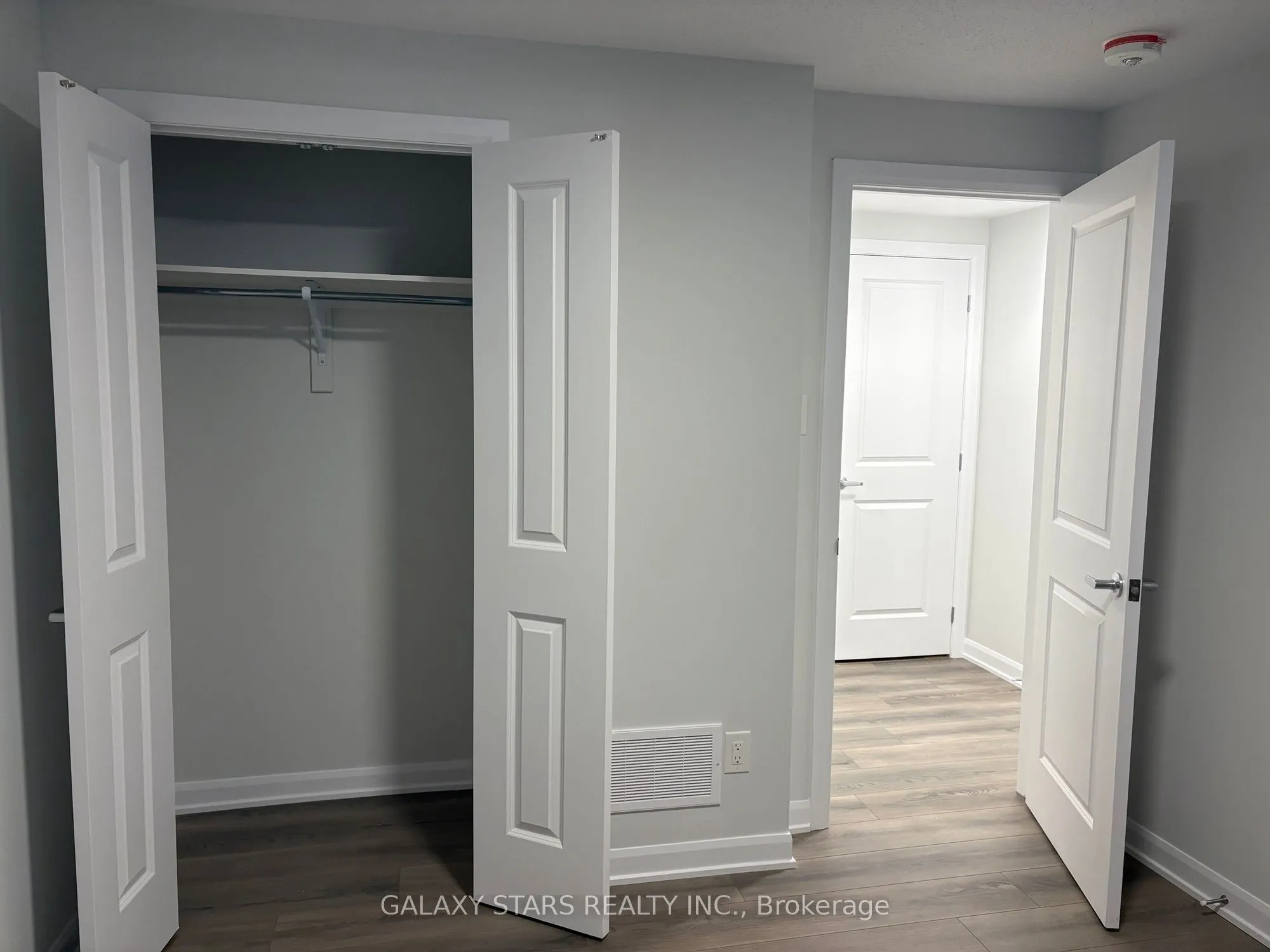 801 Glenroy Gilbert Drive, #8