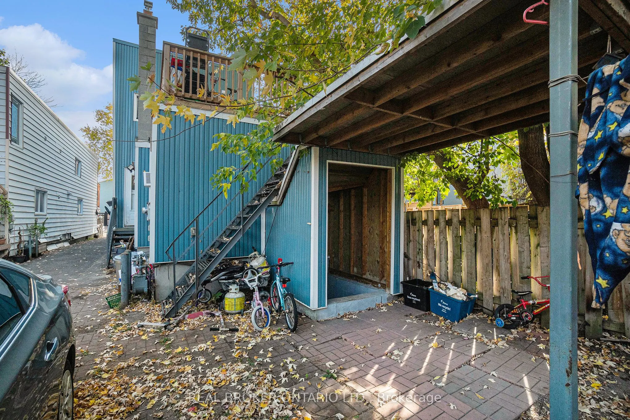 295 St. Andrew Street