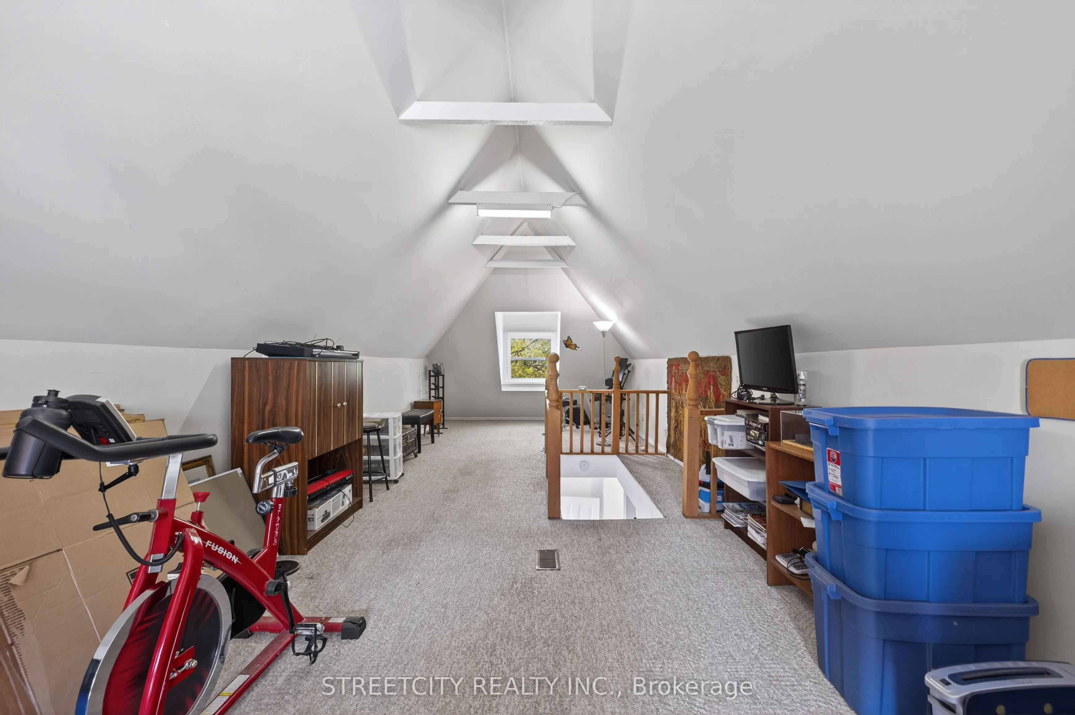 55 Hydro Street S