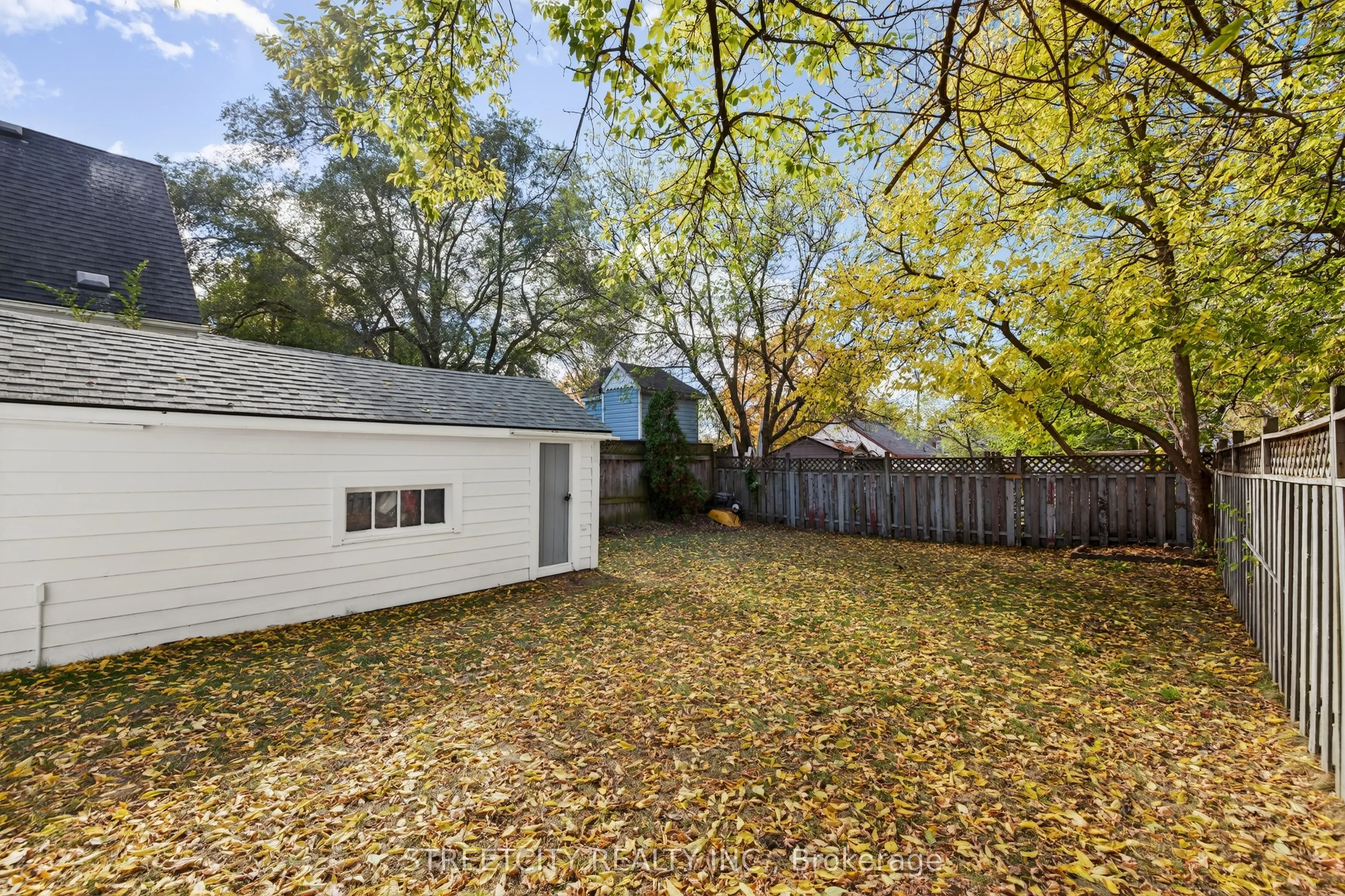 55 Hydro Street S