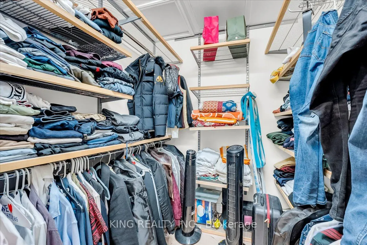 16 Meander Close