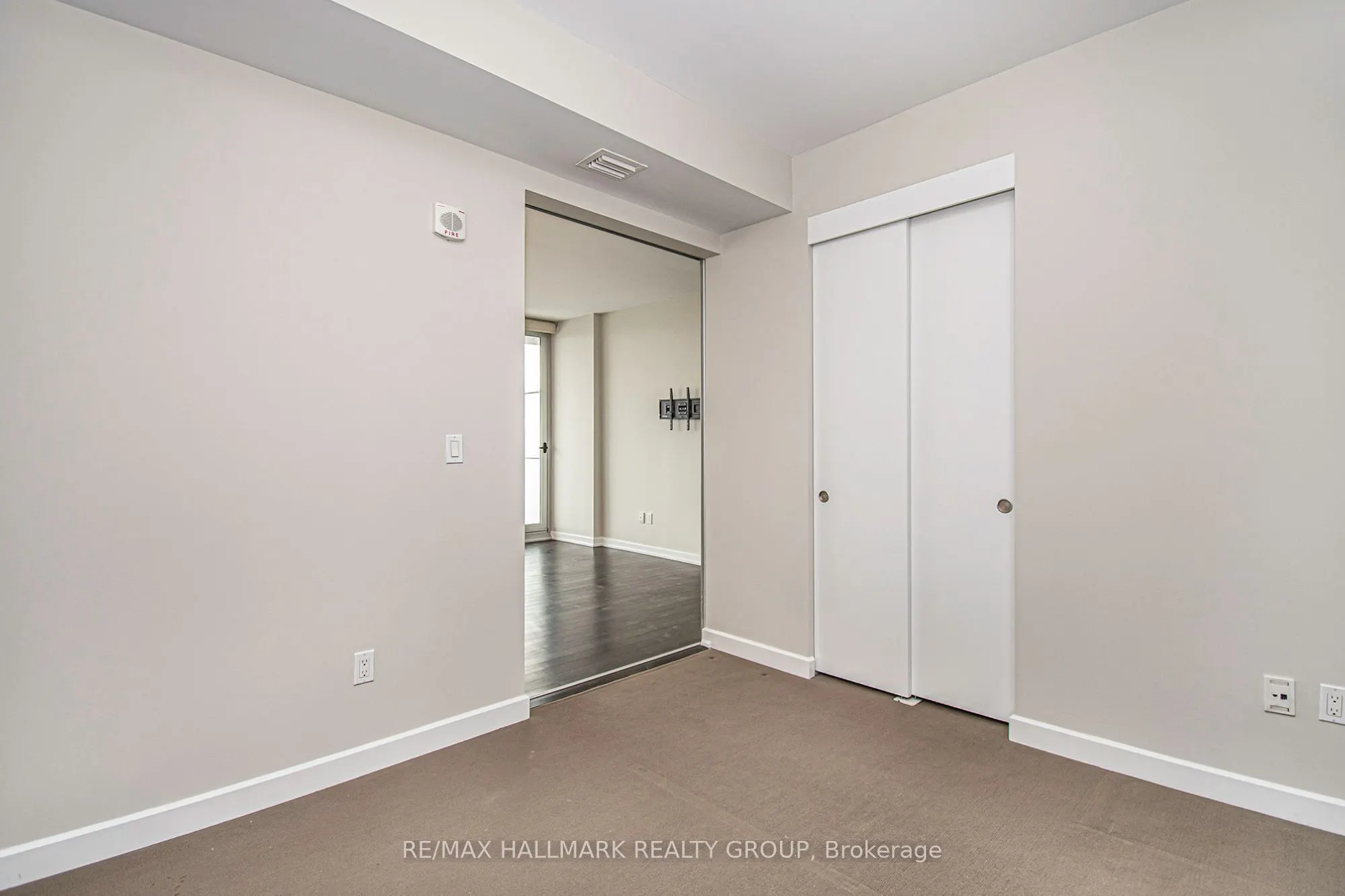 300 Lisgar Street, #1007