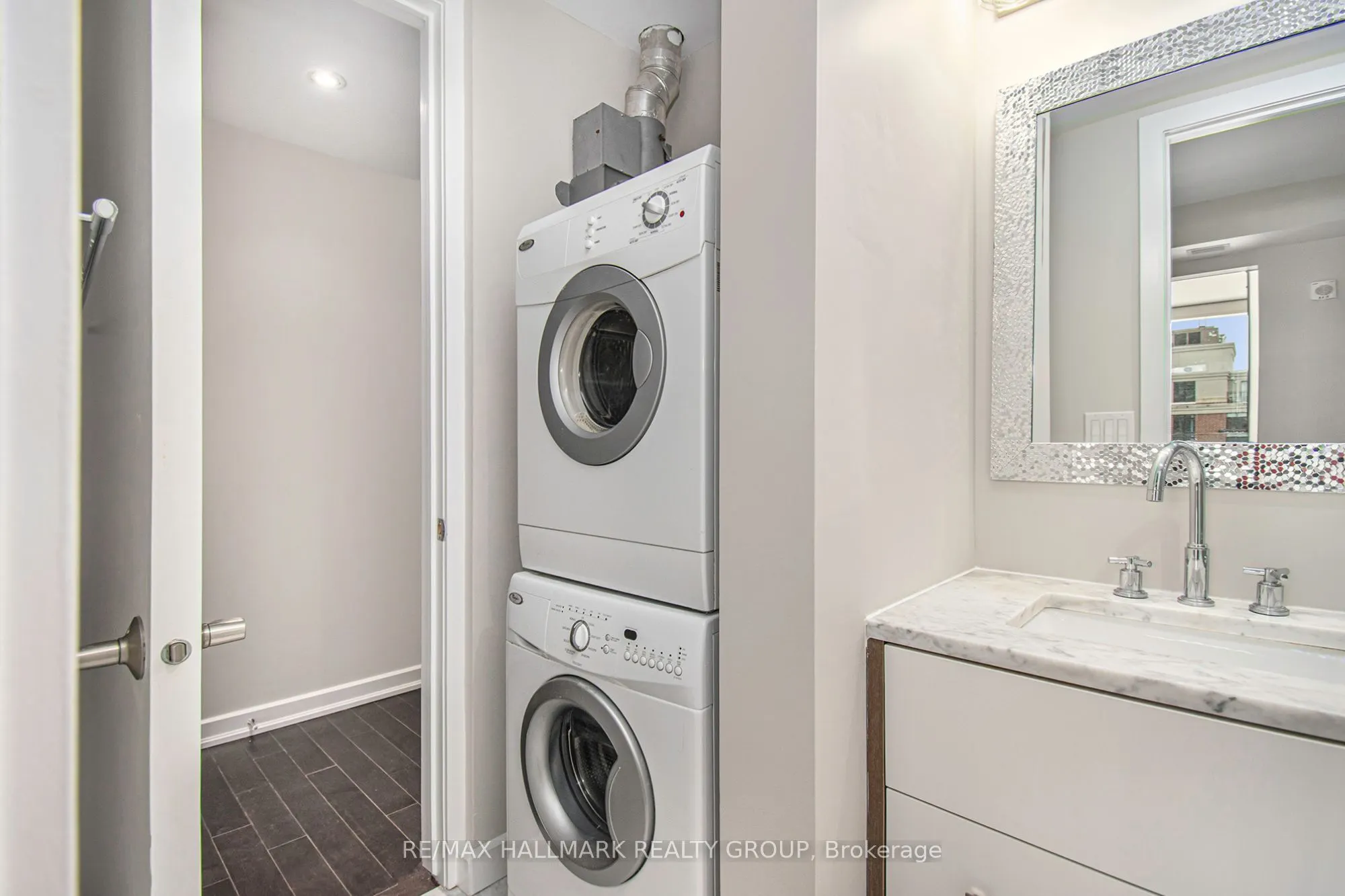 300 Lisgar Street, #1007