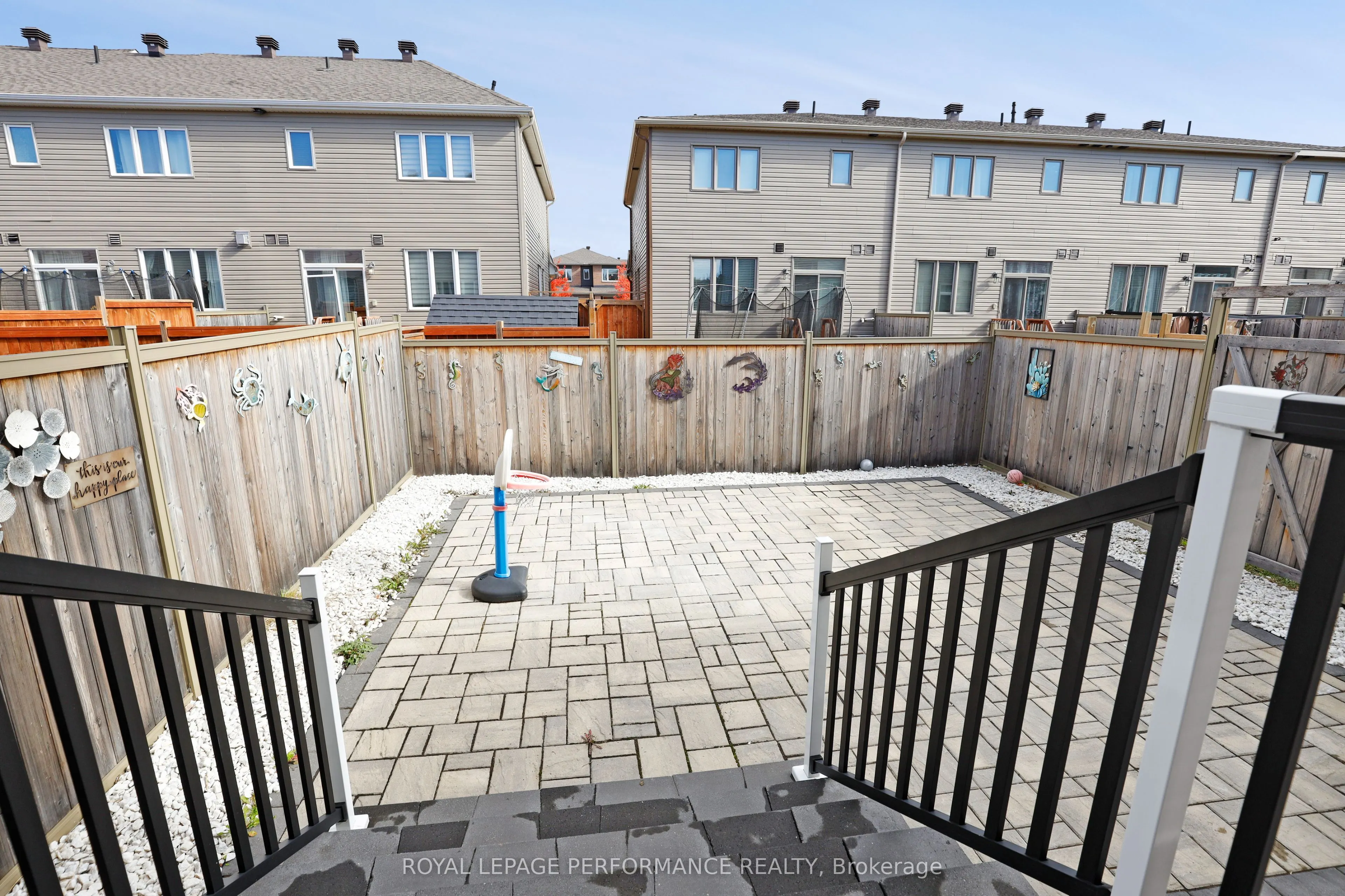 318 GUPPY Grove