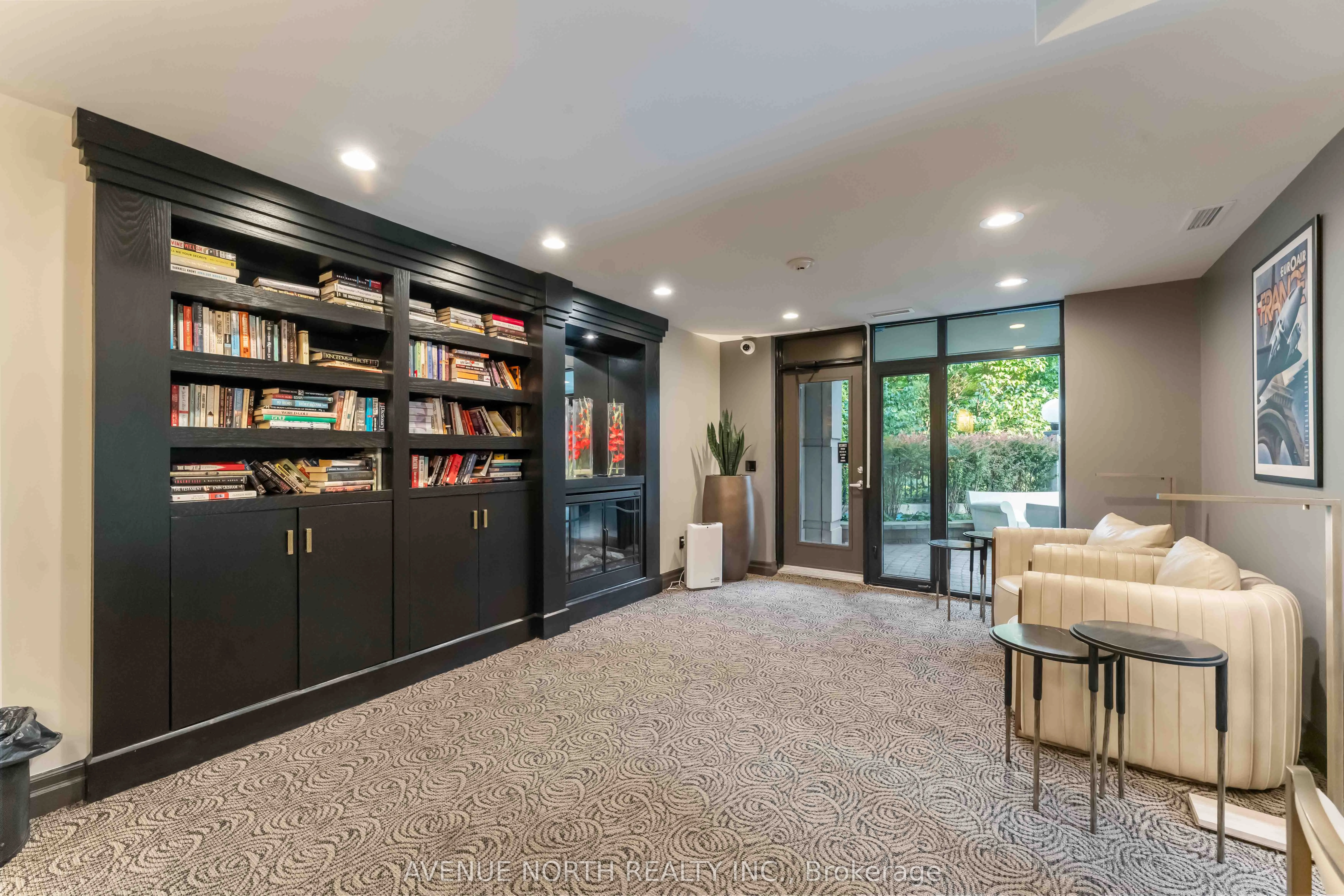 245 Kent Street, #1505