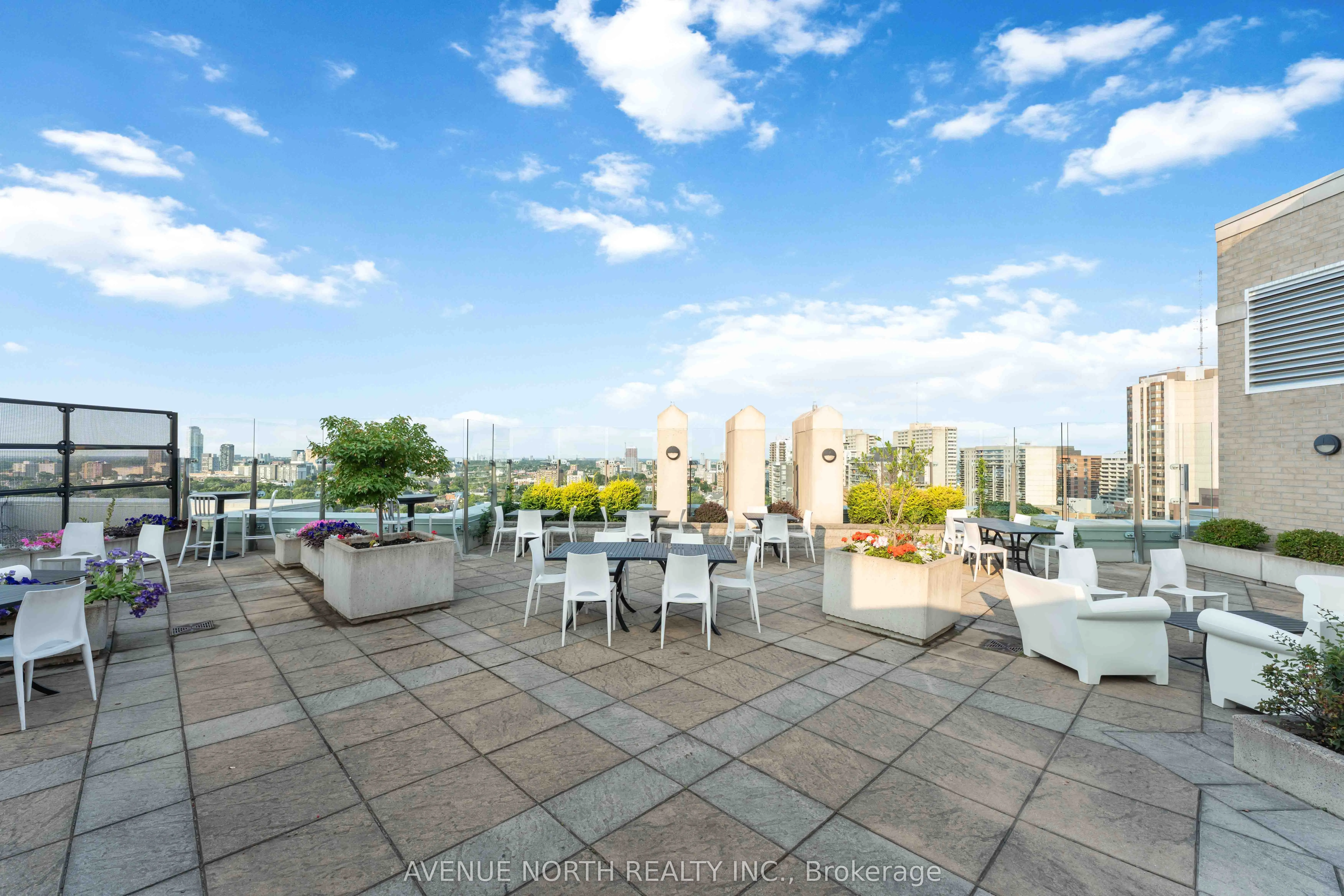 245 Kent Street, #1505