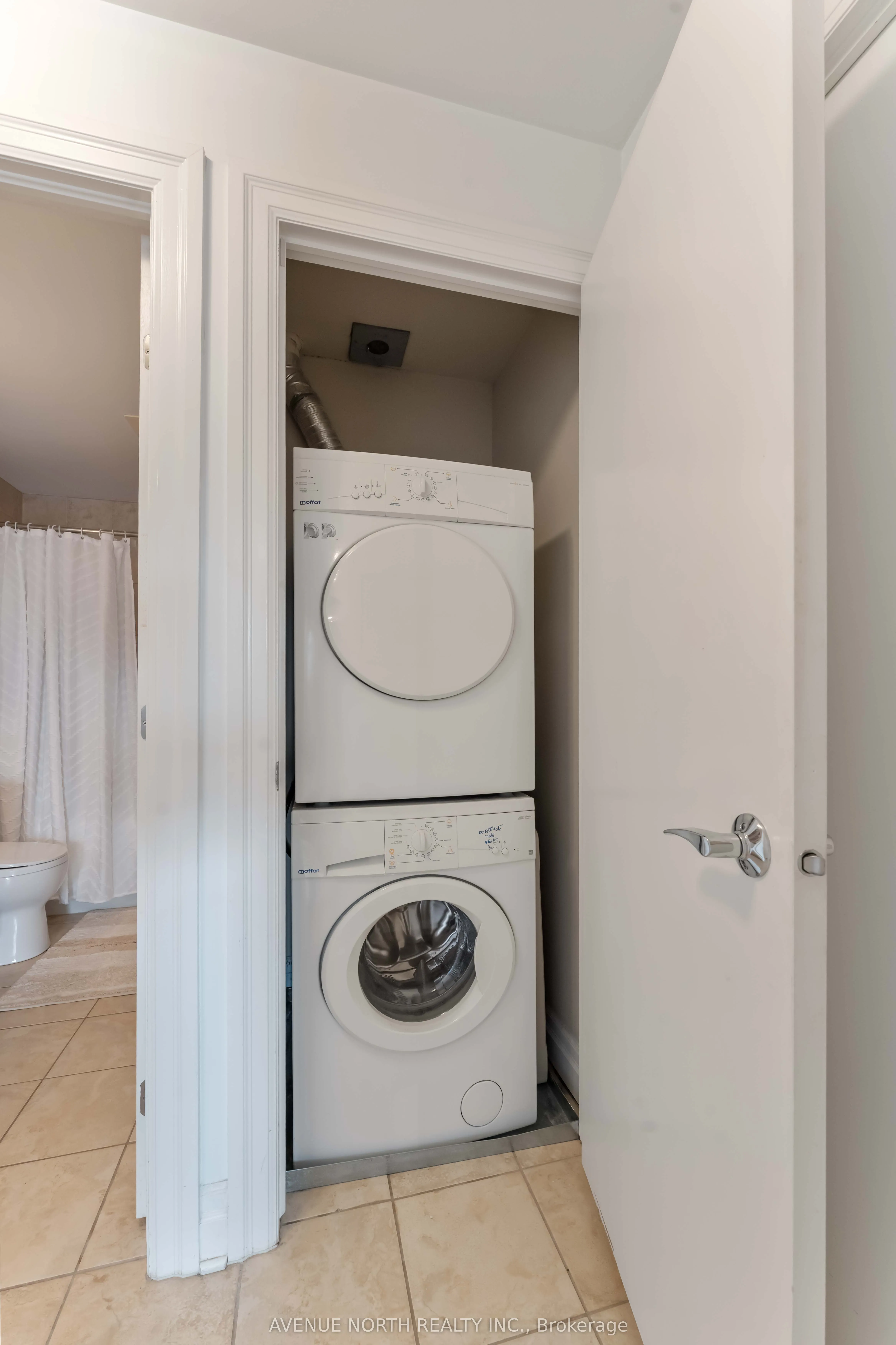 245 Kent Street, #1505