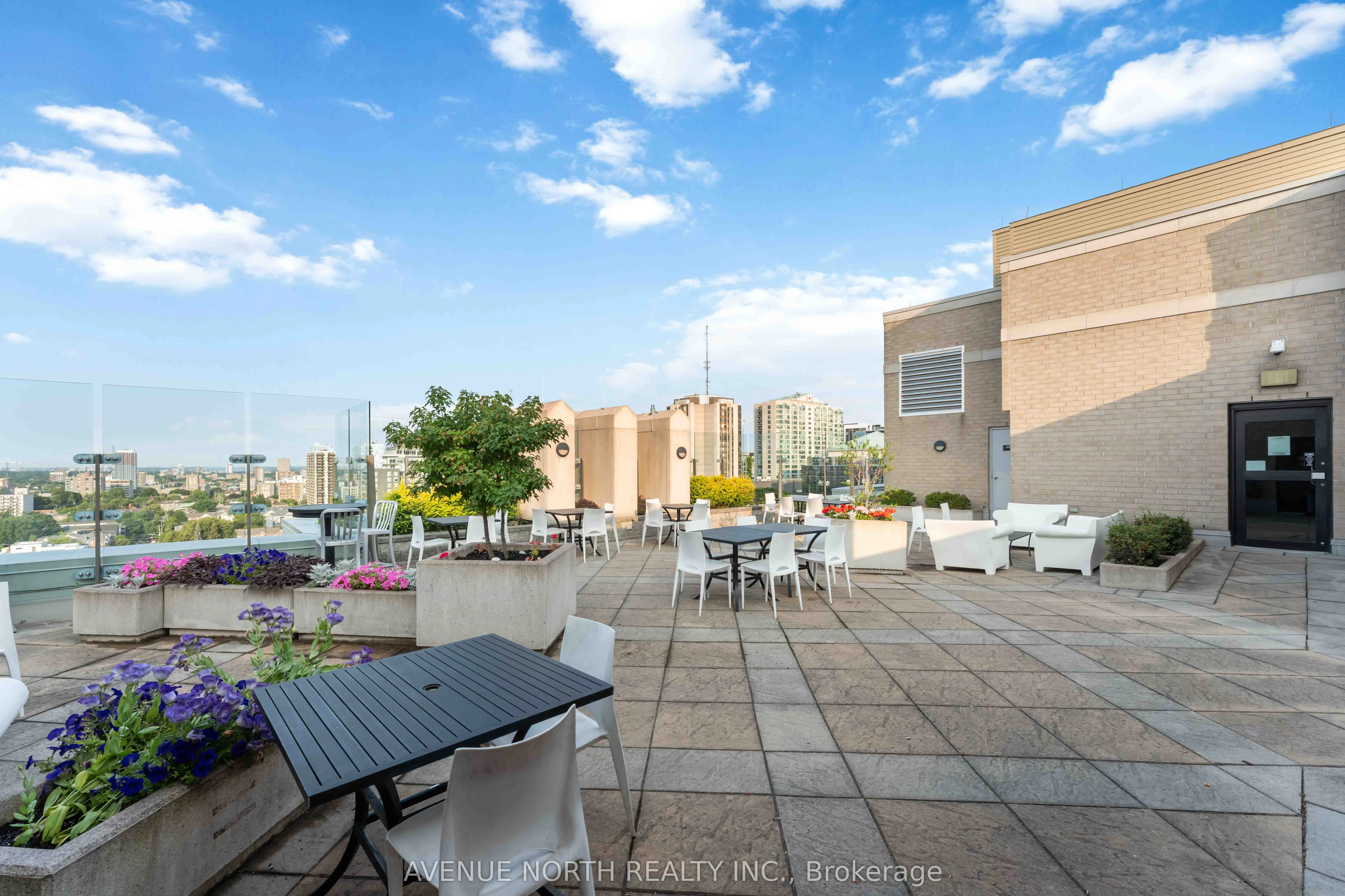 245 Kent Street, #1505