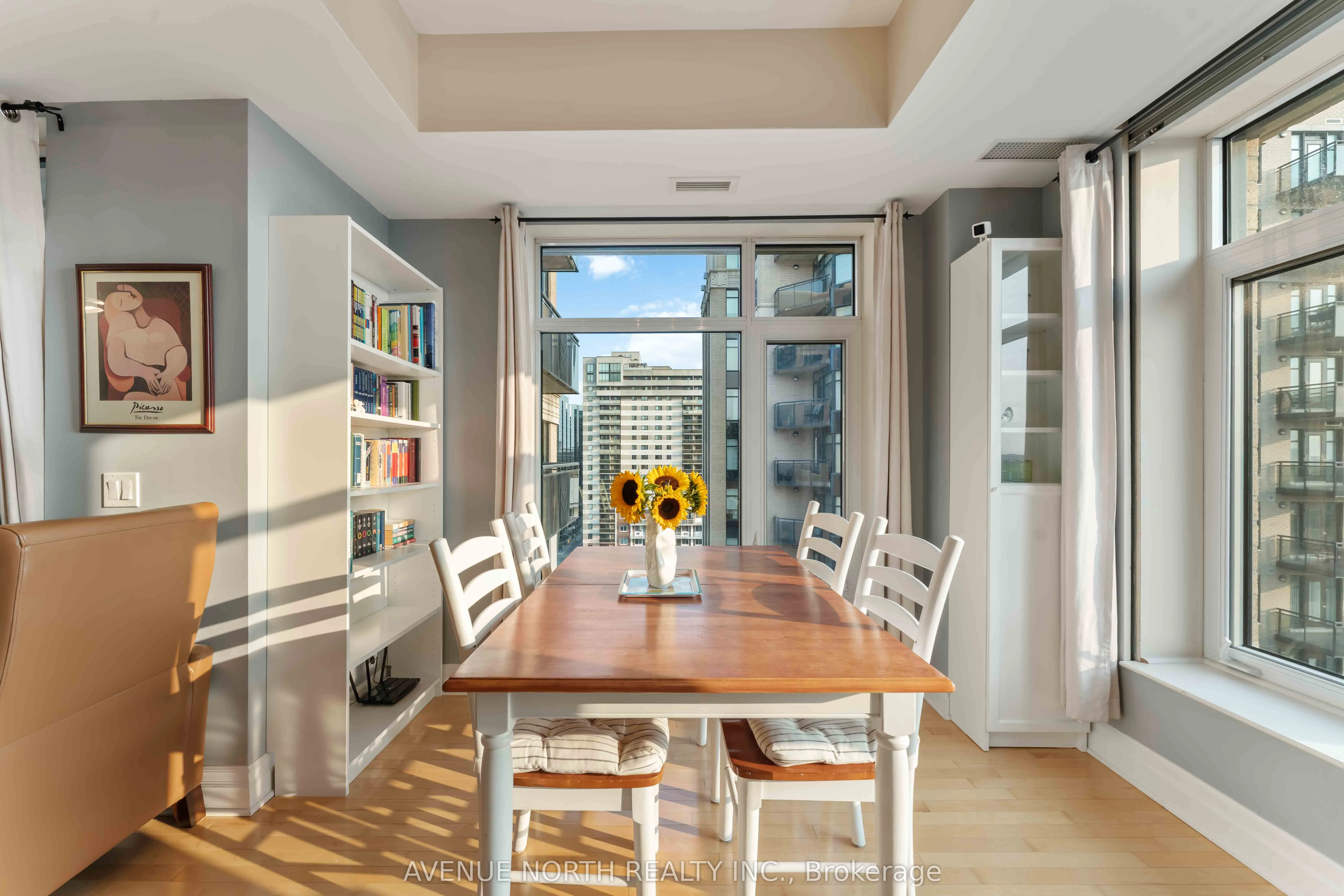 245 Kent Street, #1505