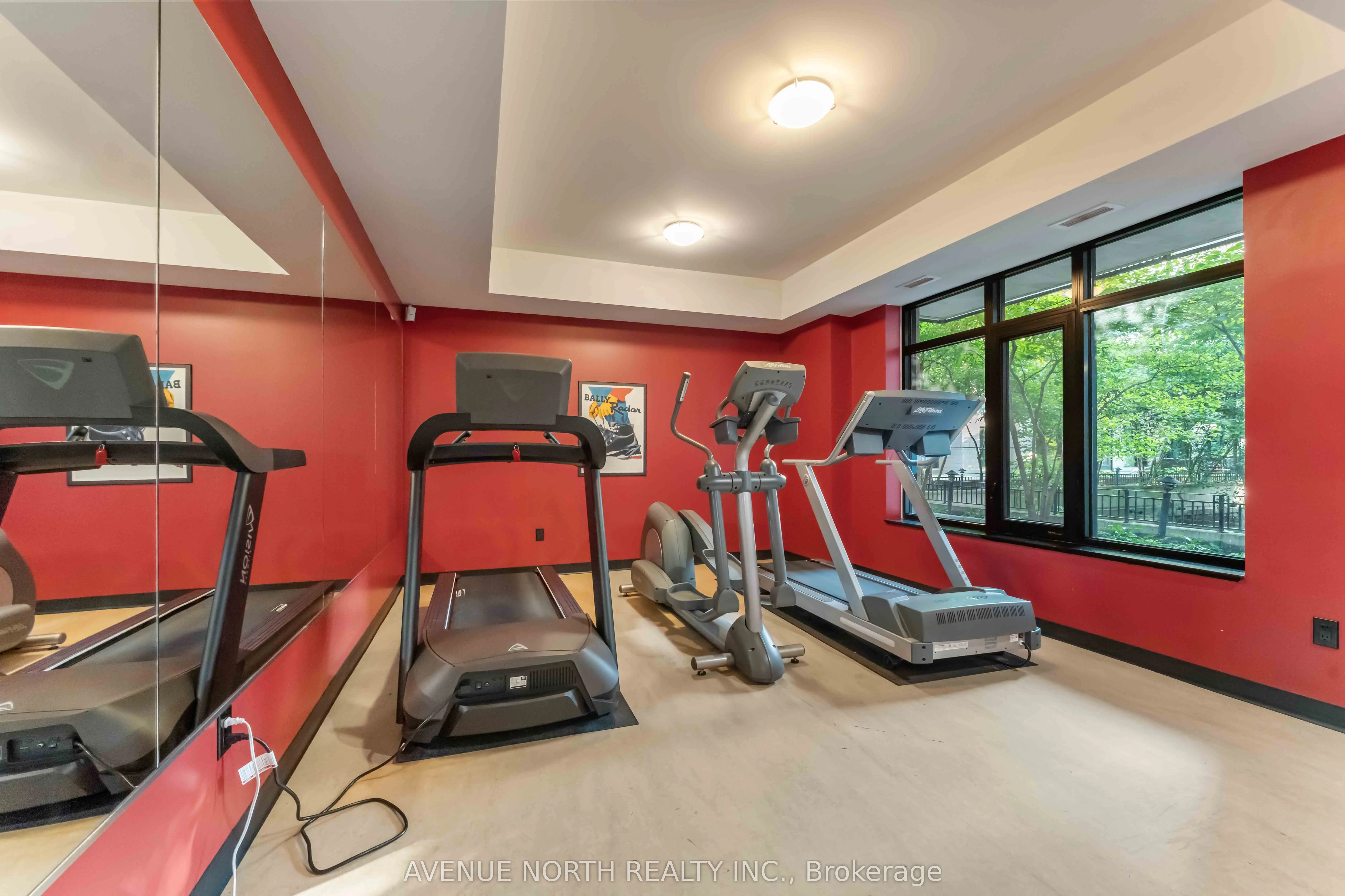 245 Kent Street, #1505