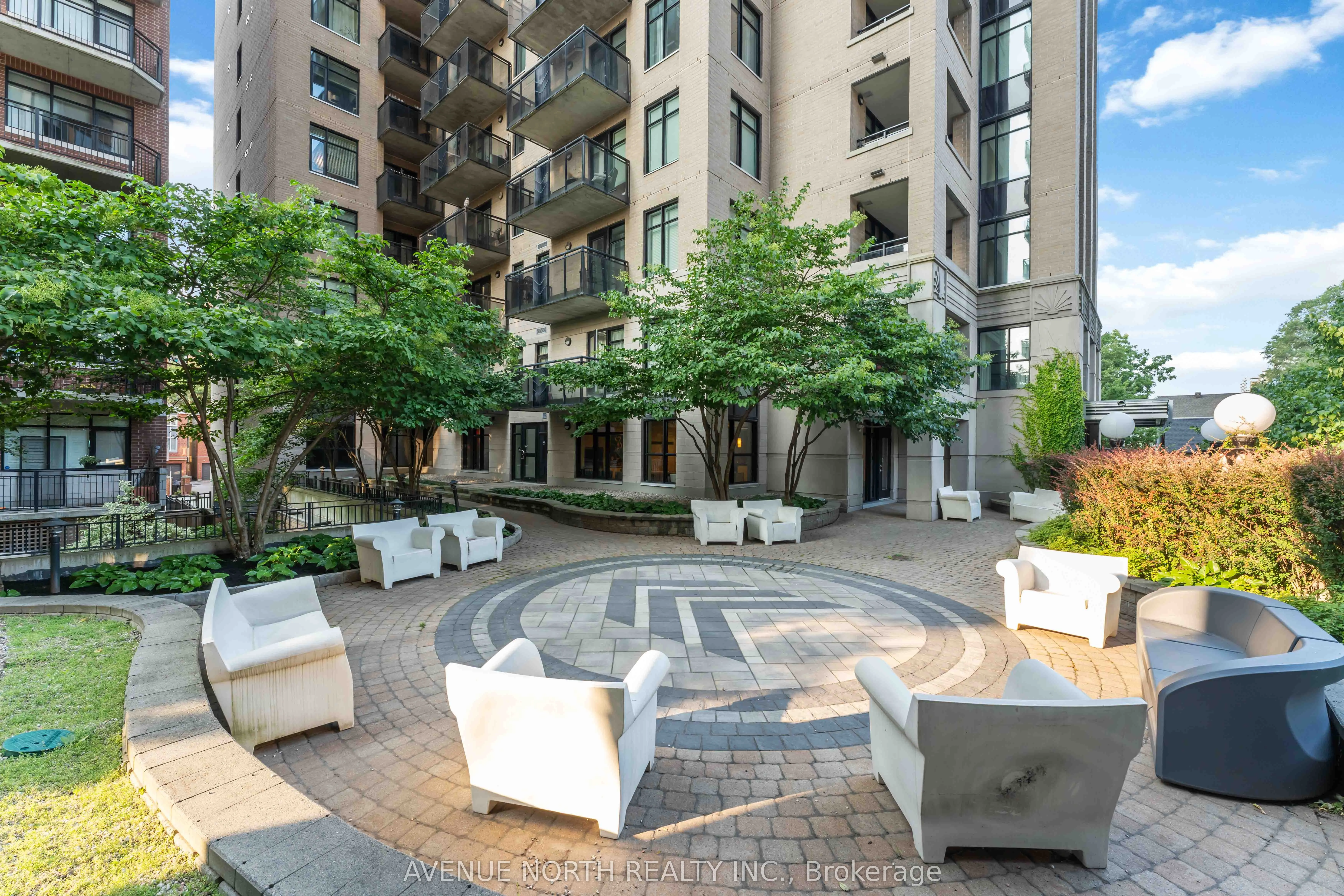 245 Kent Street, #1505