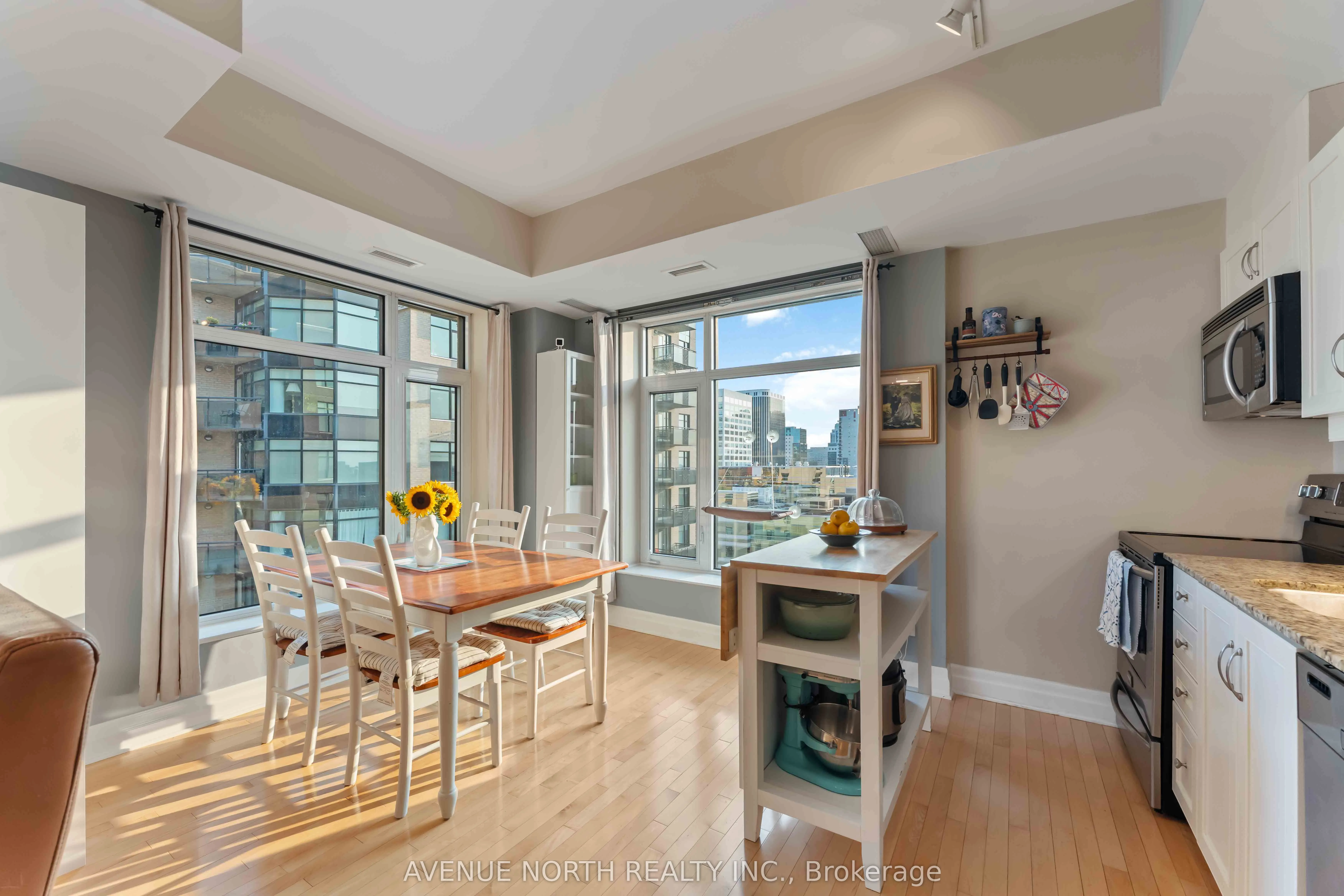 245 Kent Street, #1505