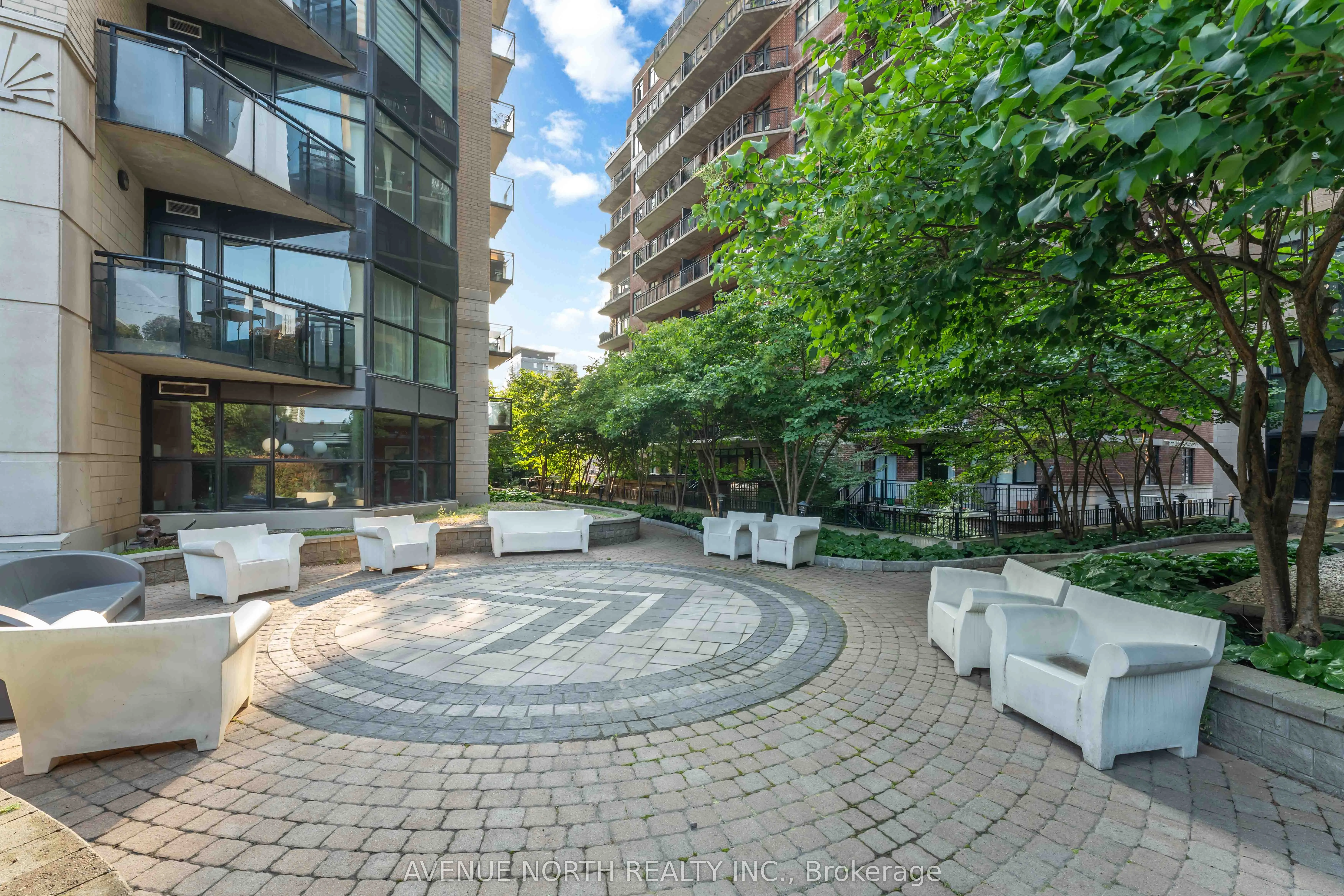 245 Kent Street, #1505