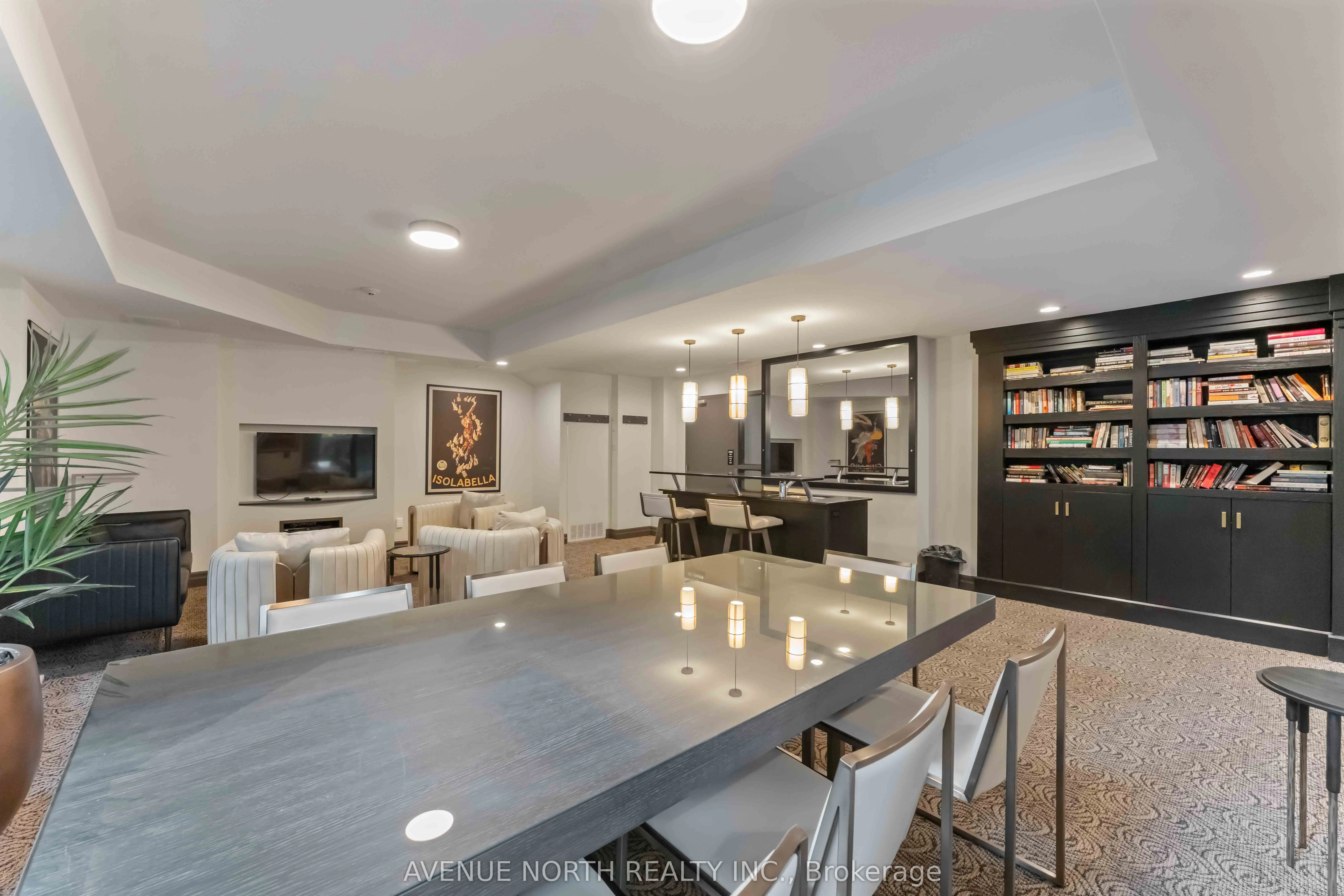 245 Kent Street, #1505