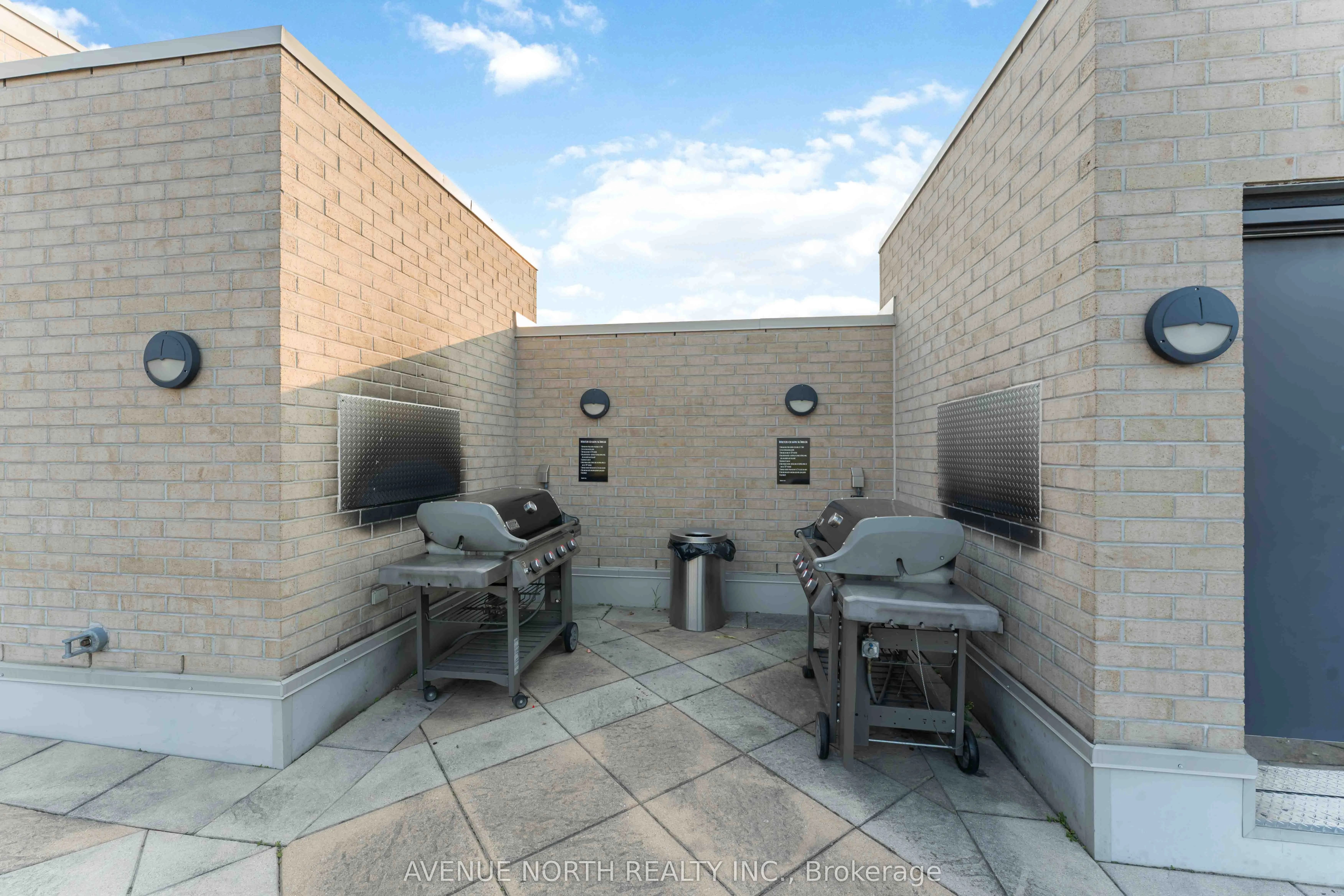 245 Kent Street, #1505