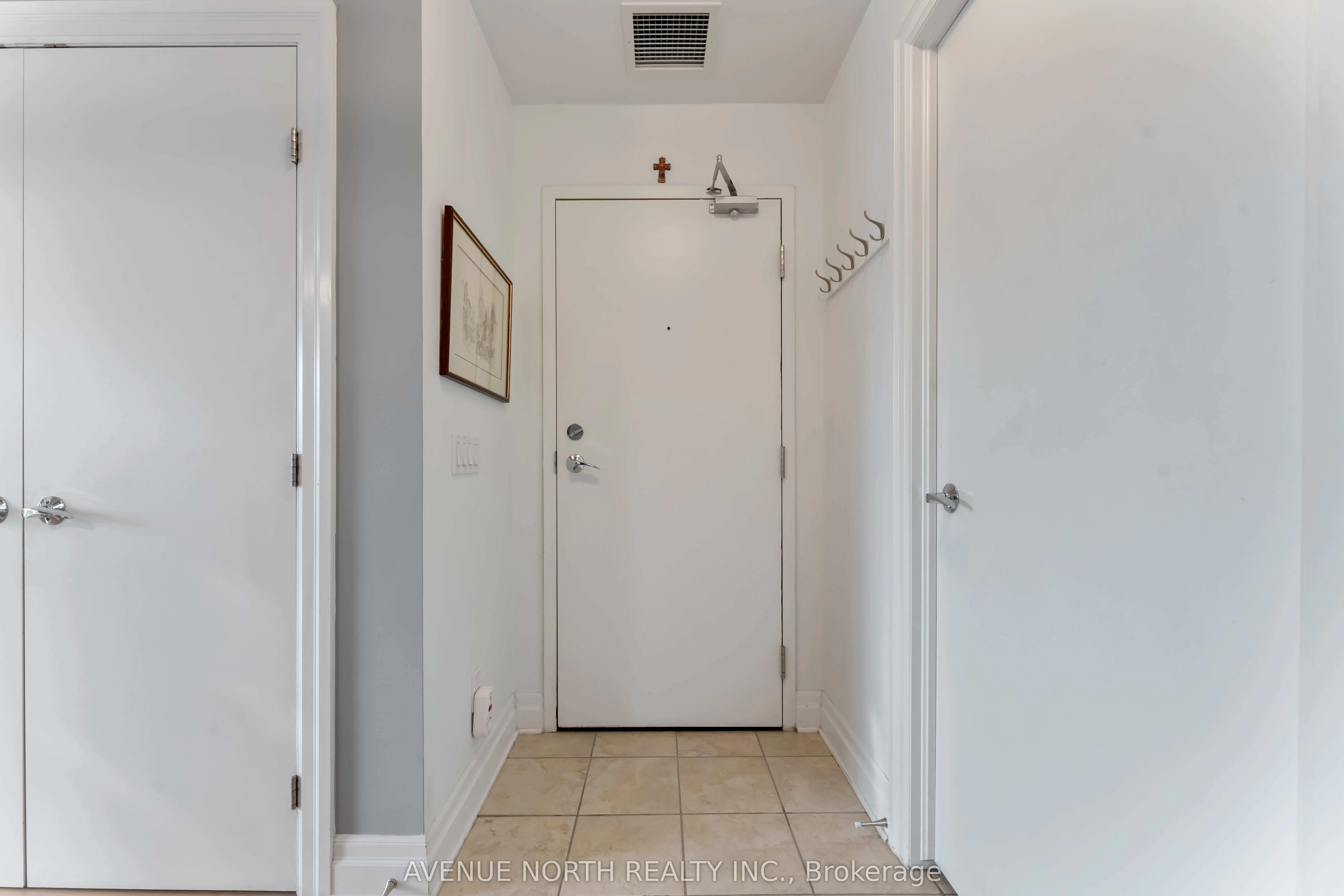 245 Kent Street, #1505