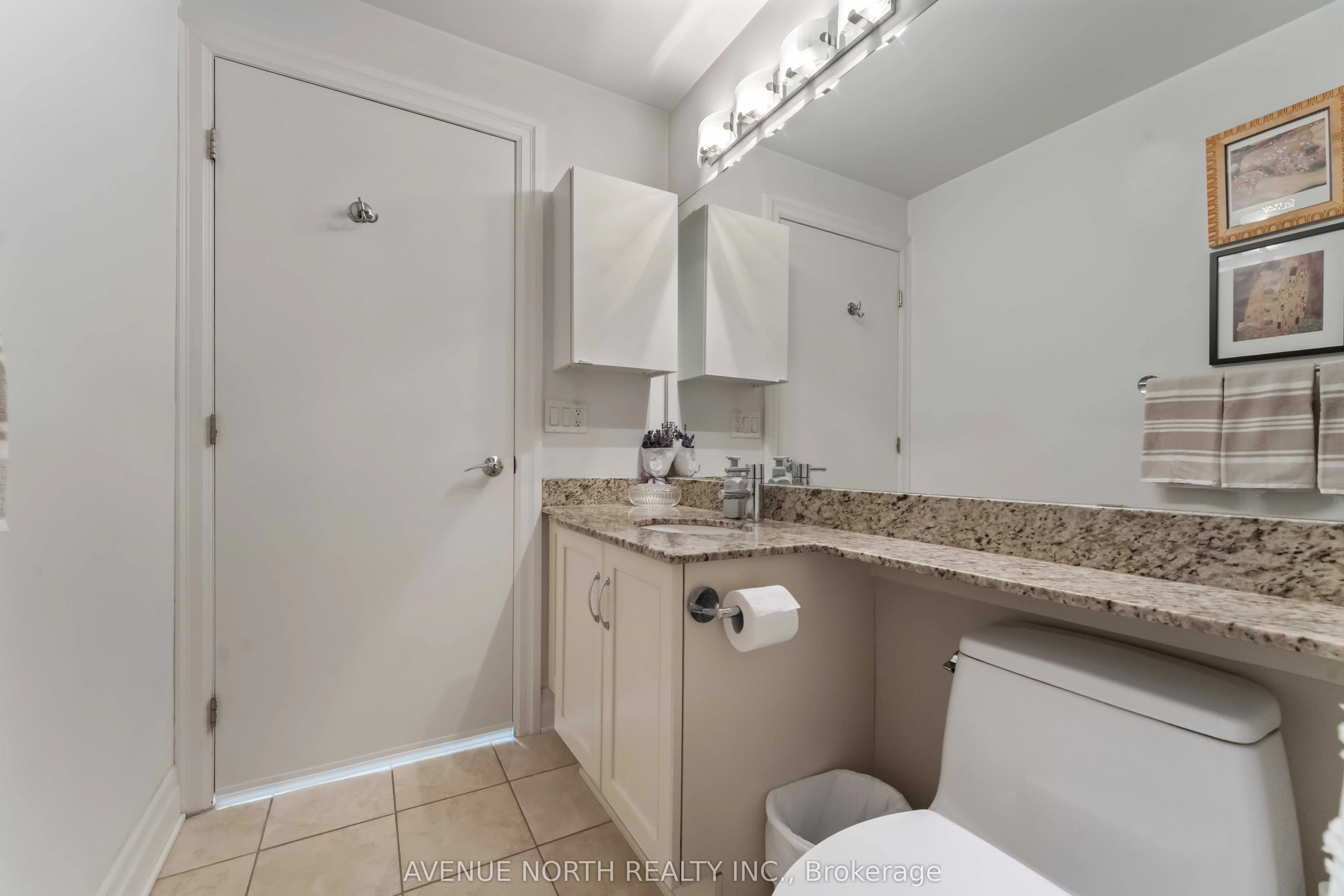 245 Kent Street, #1505