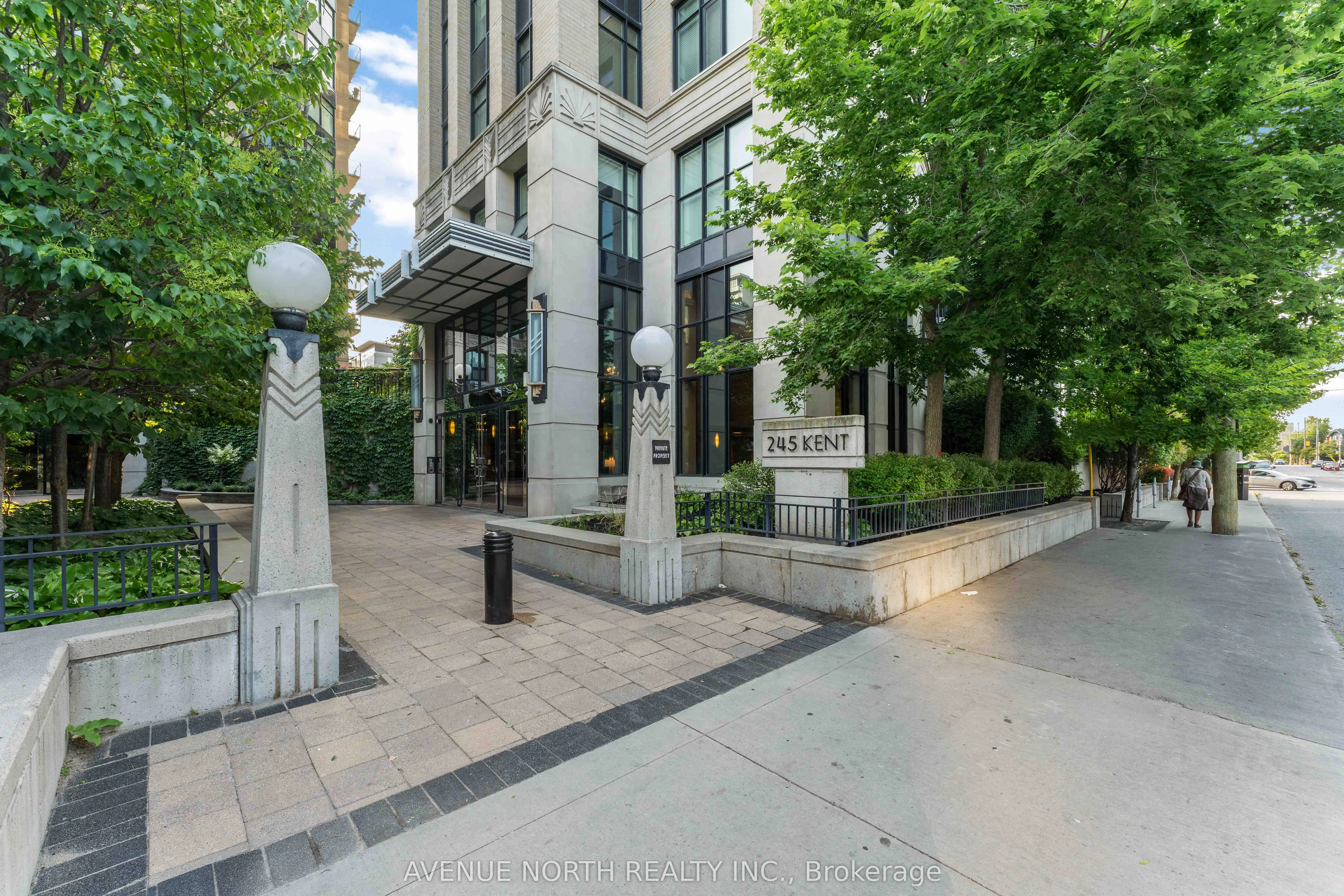 245 Kent Street, #1505