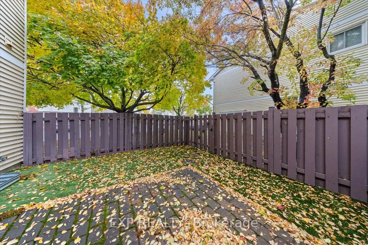 1971 Greenvale Lane