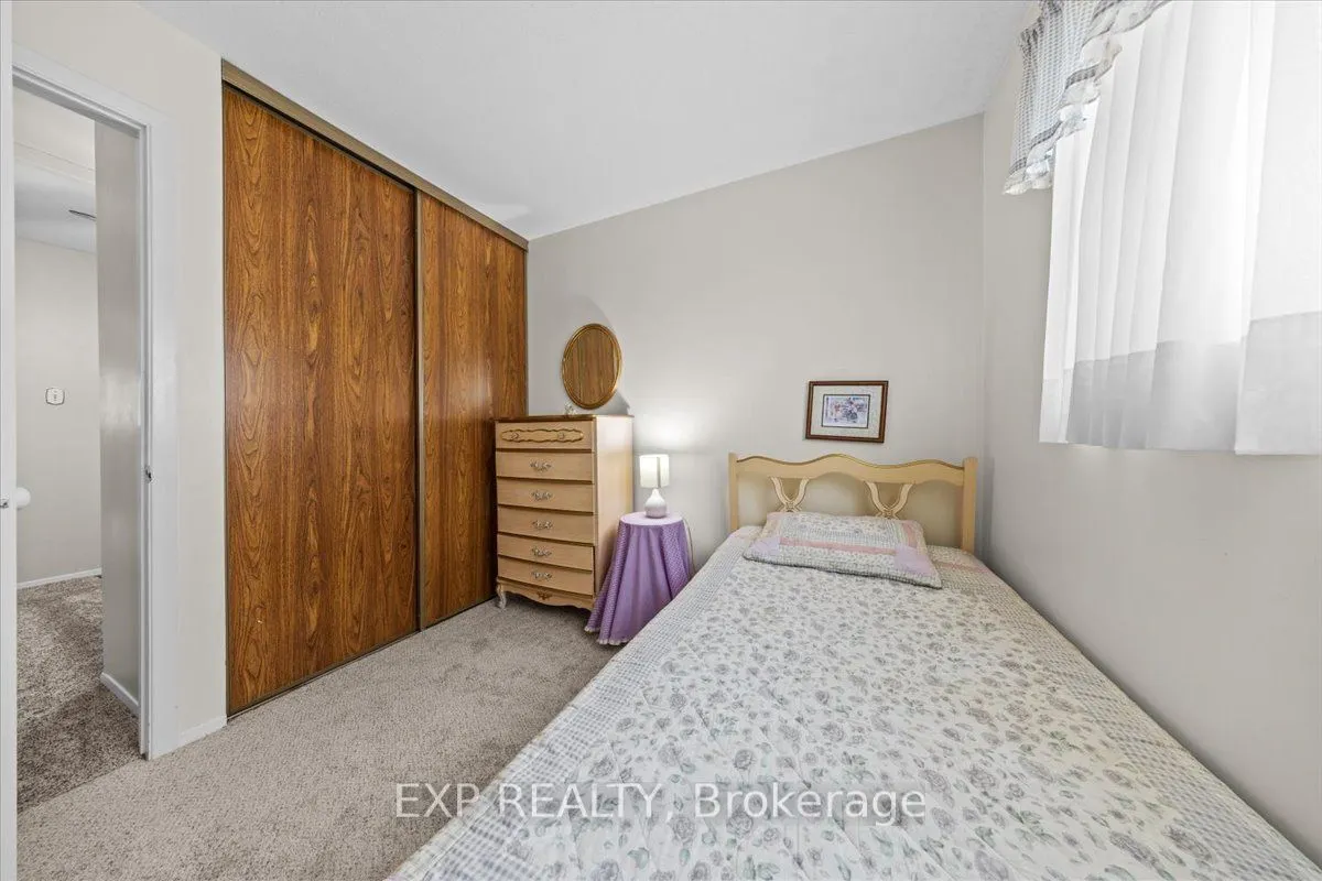 1971 Greenvale Lane