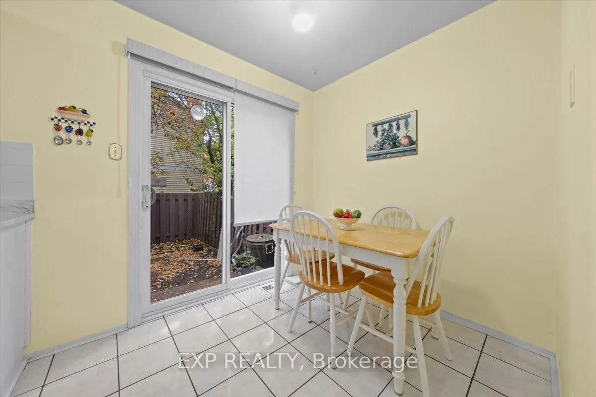 1971 Greenvale Lane