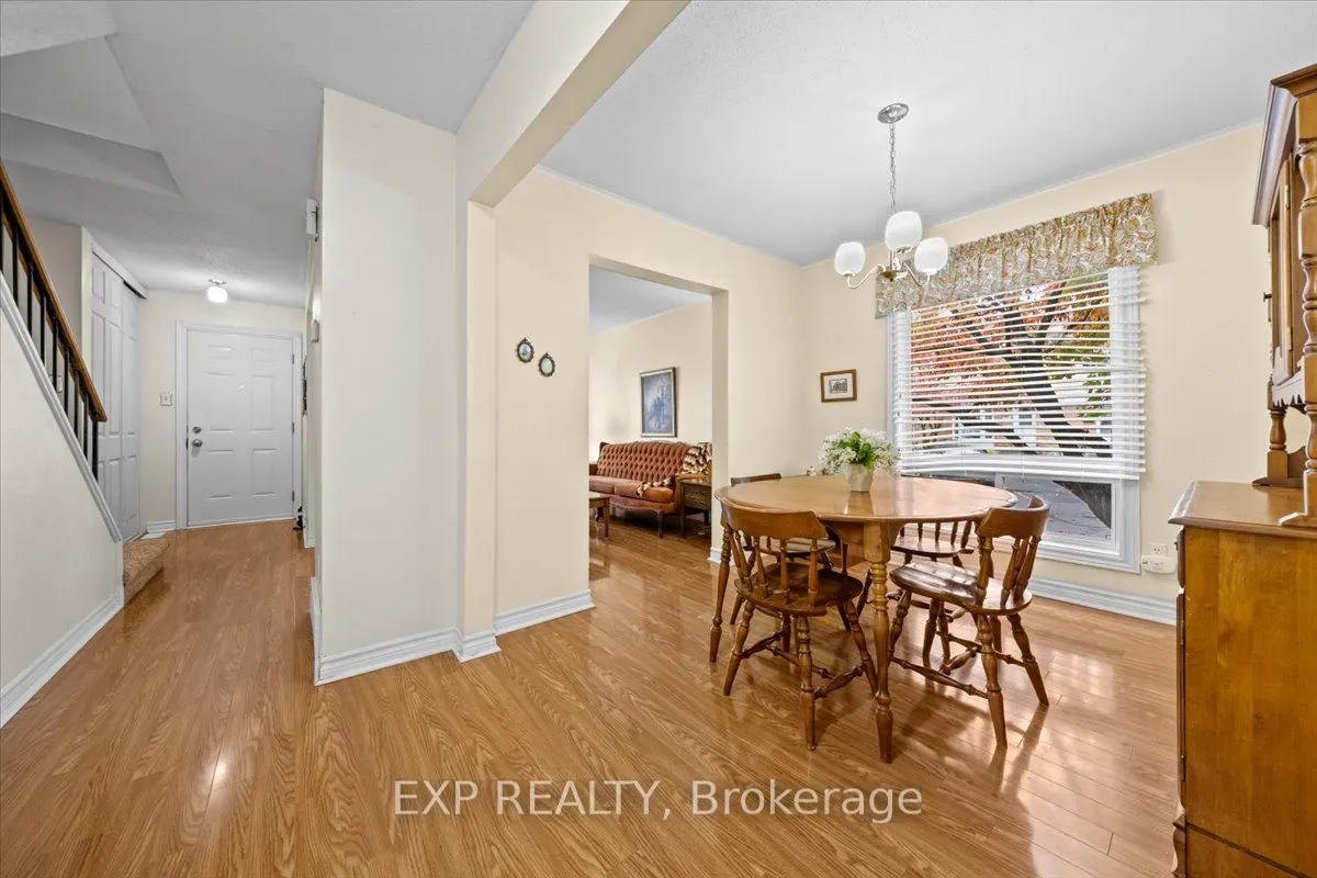 1971 Greenvale Lane