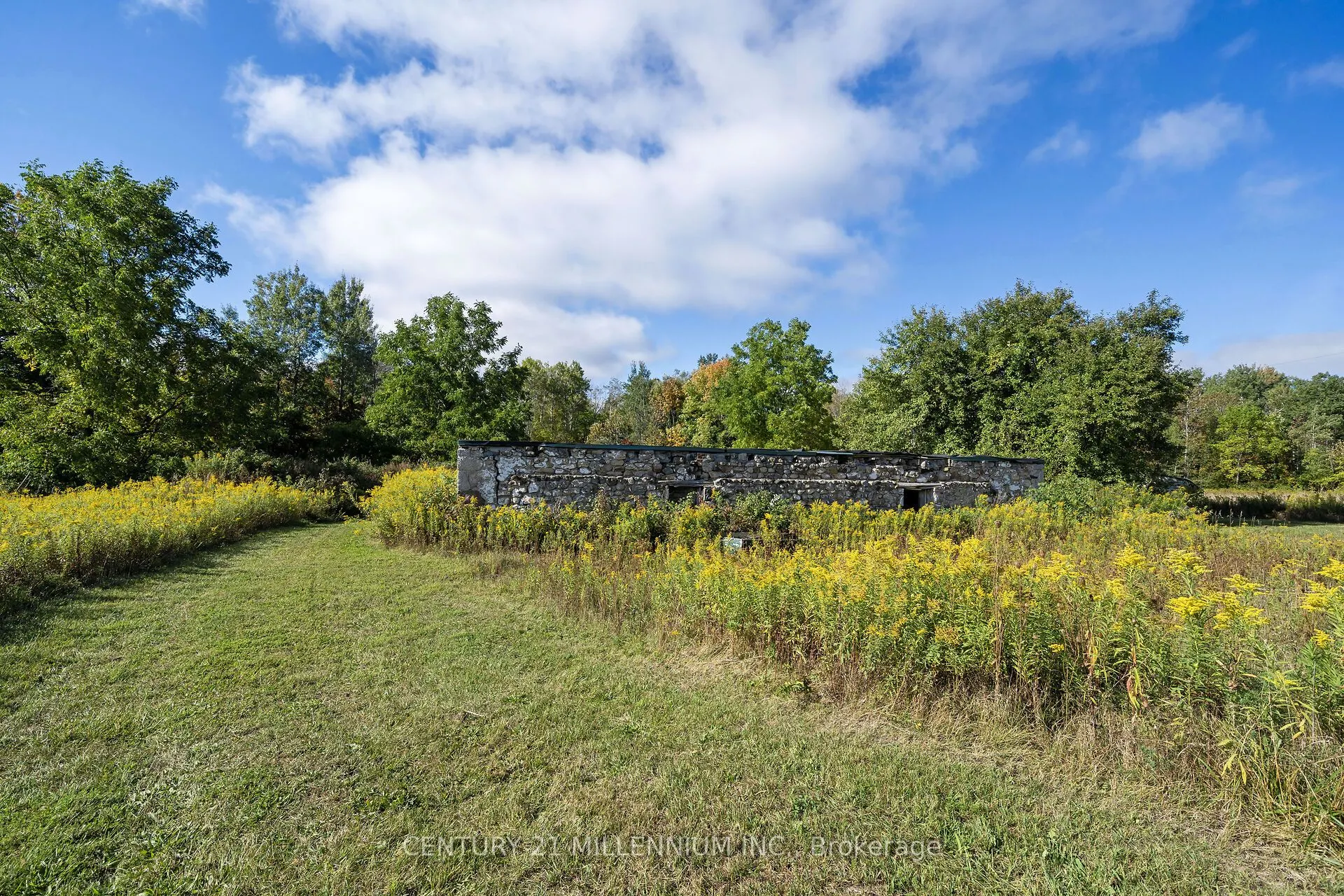 9639 Wellington Rd 22 Road