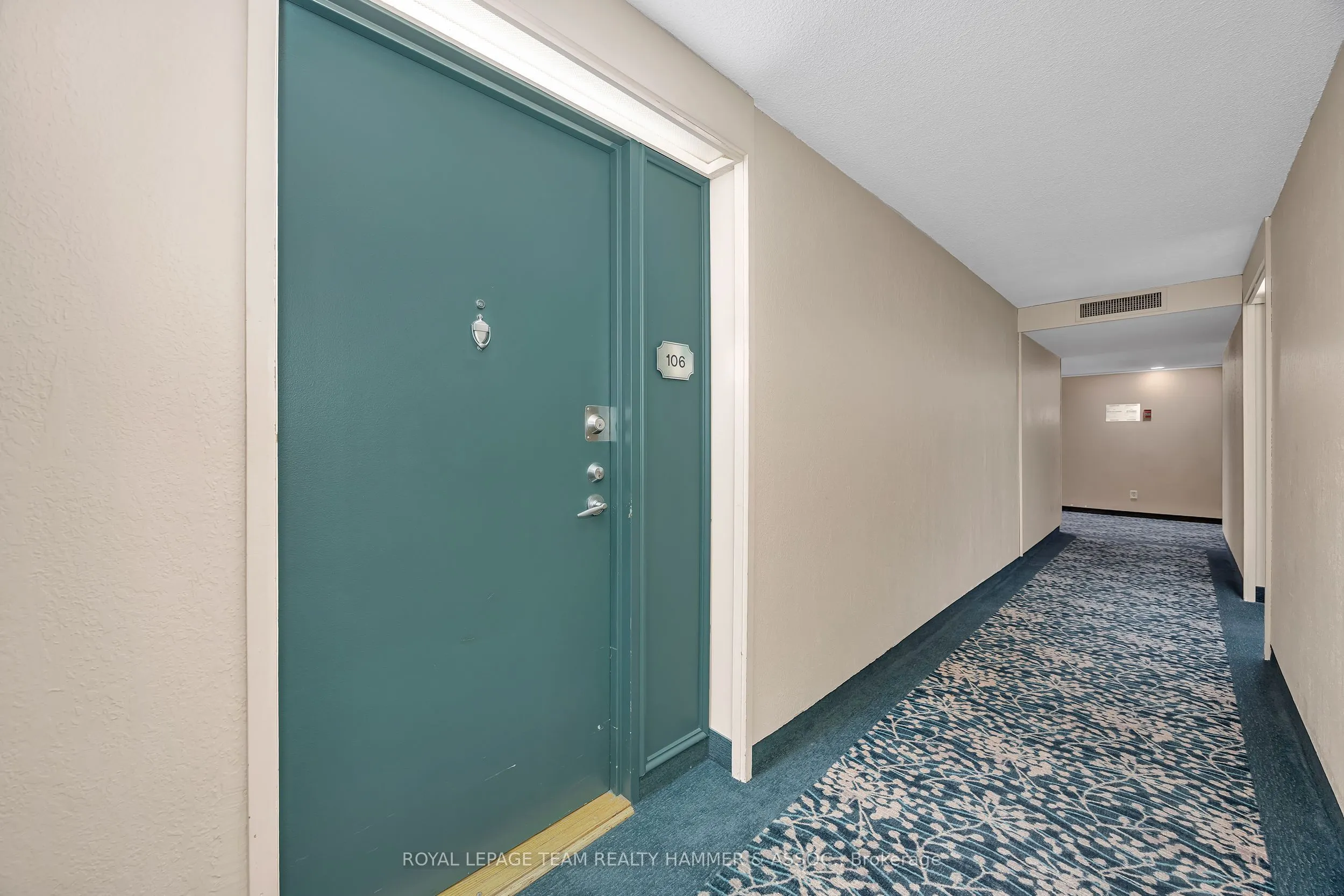 415 Greenview Avenue, #106