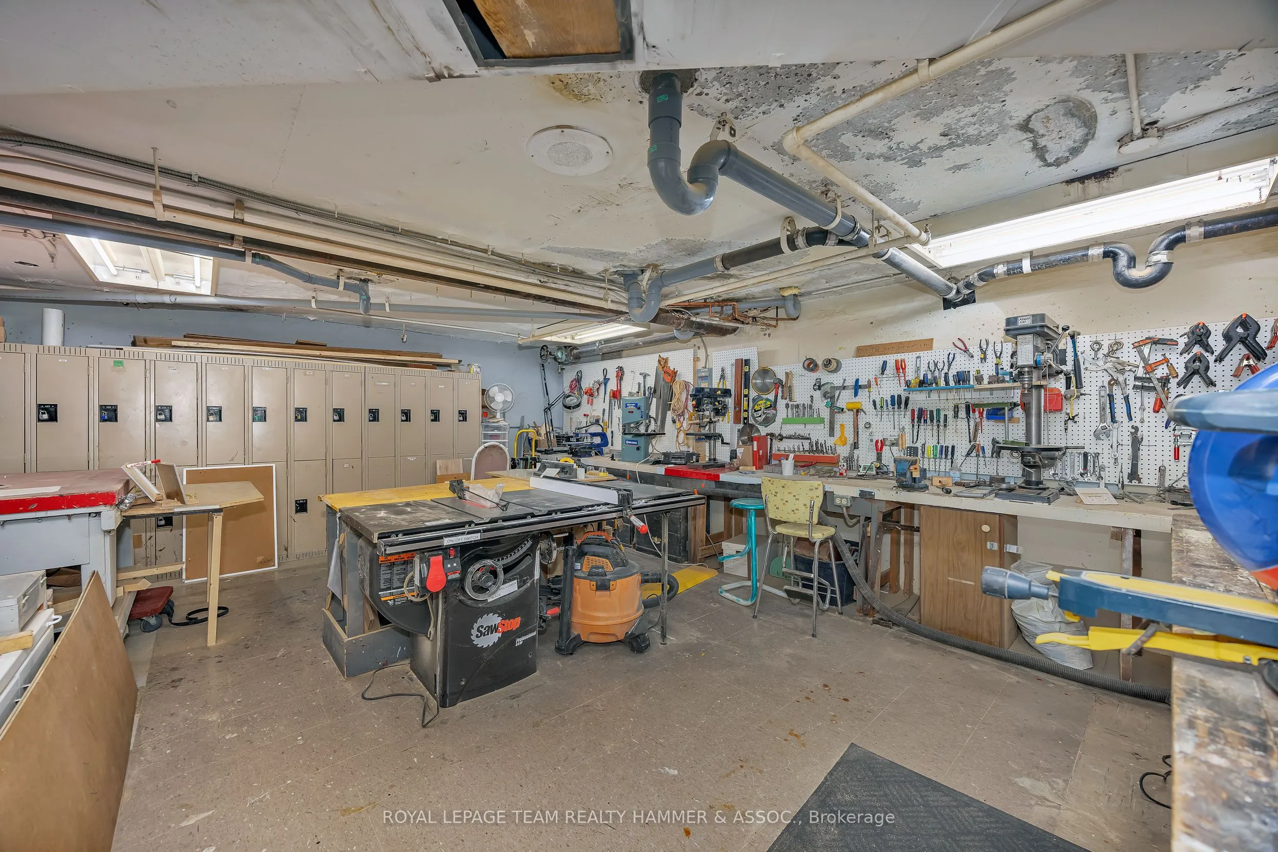 415 Greenview Avenue, #106