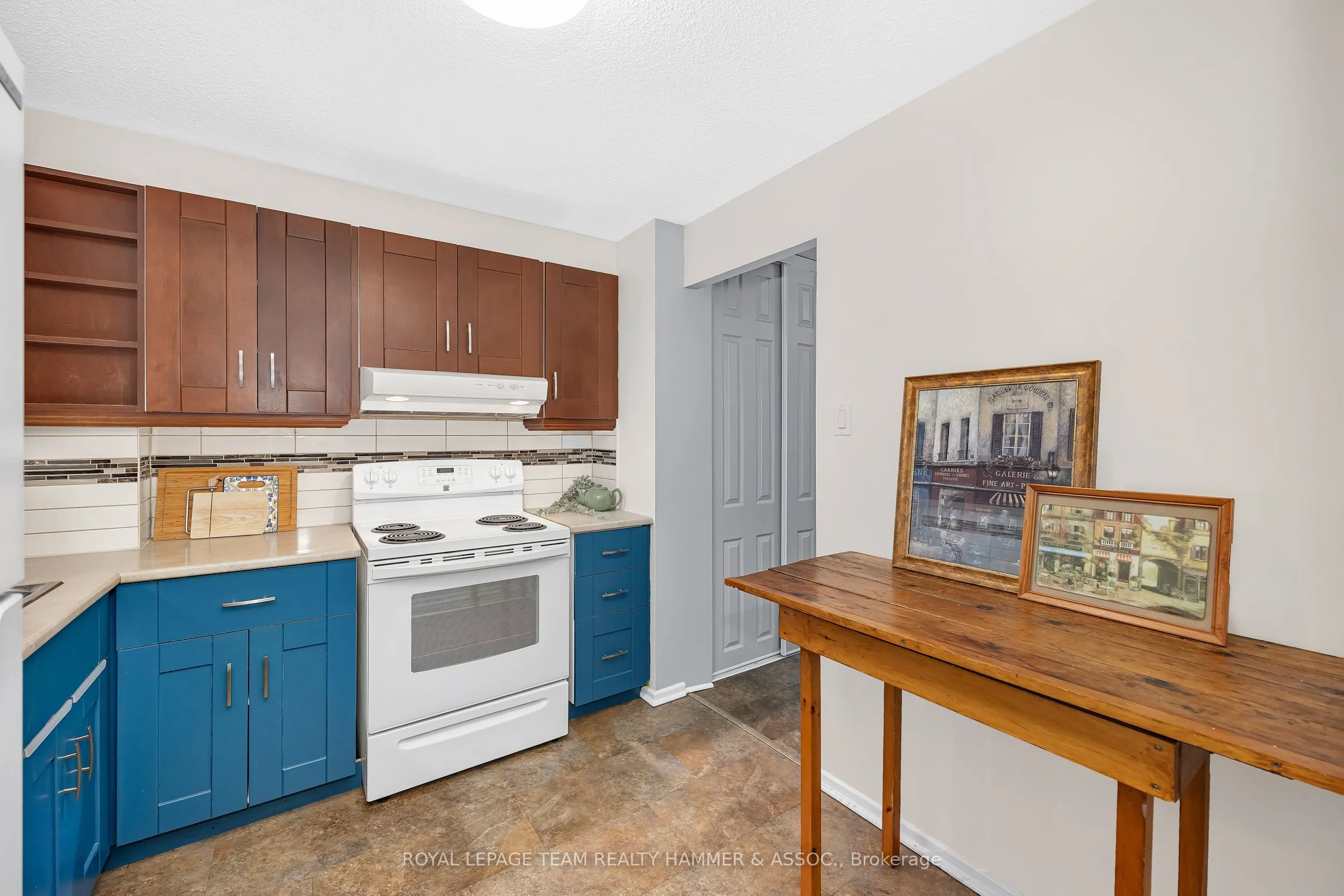 415 Greenview Avenue, #106
