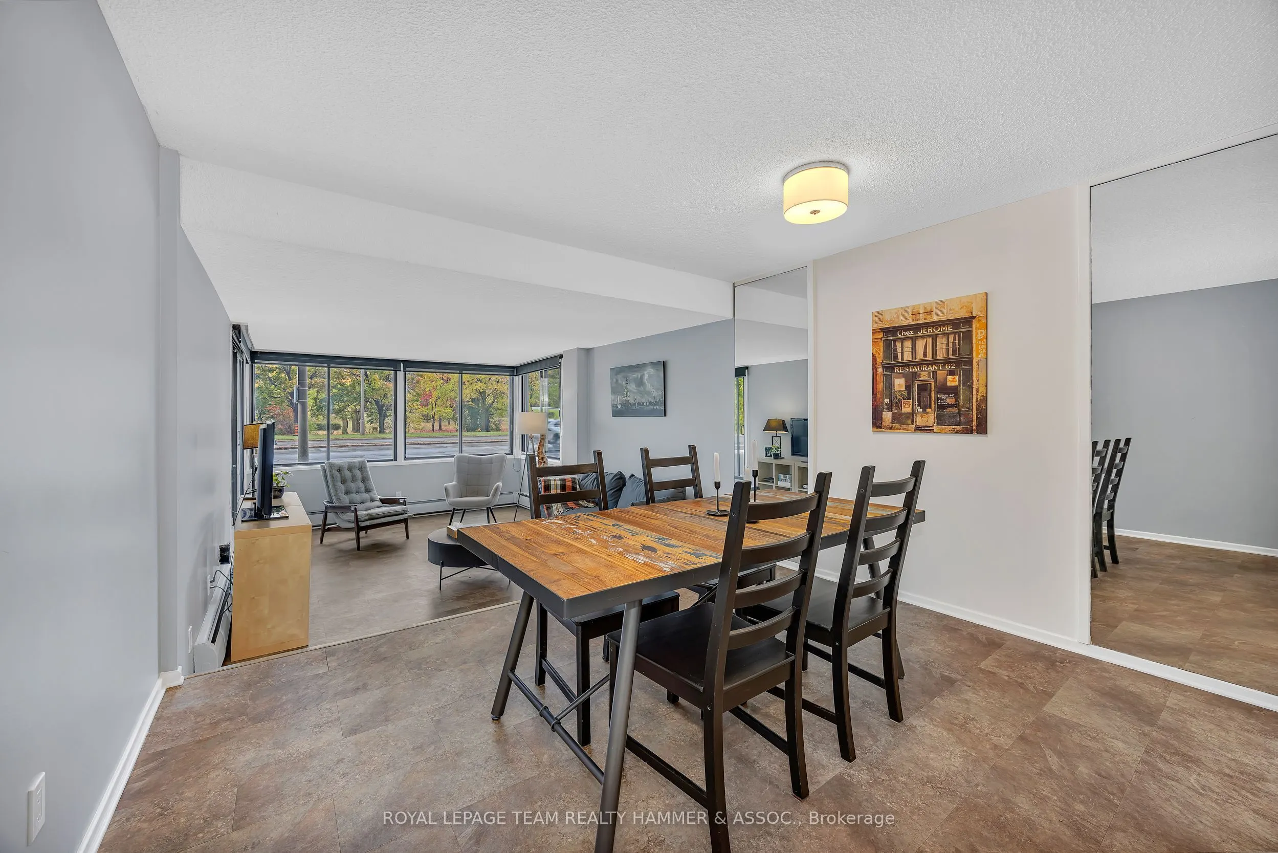 415 Greenview Avenue, #106