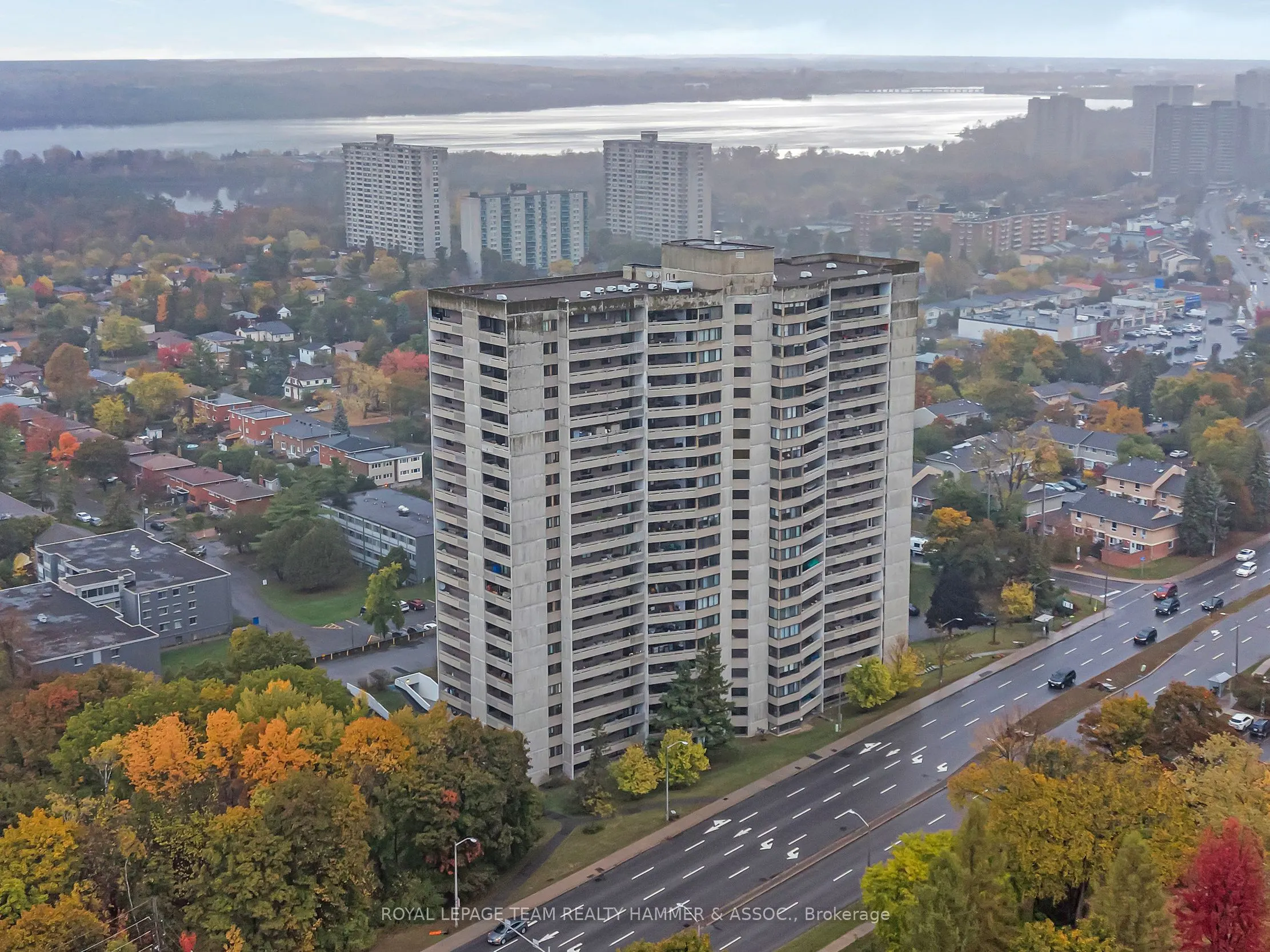 415 Greenview Avenue, #106