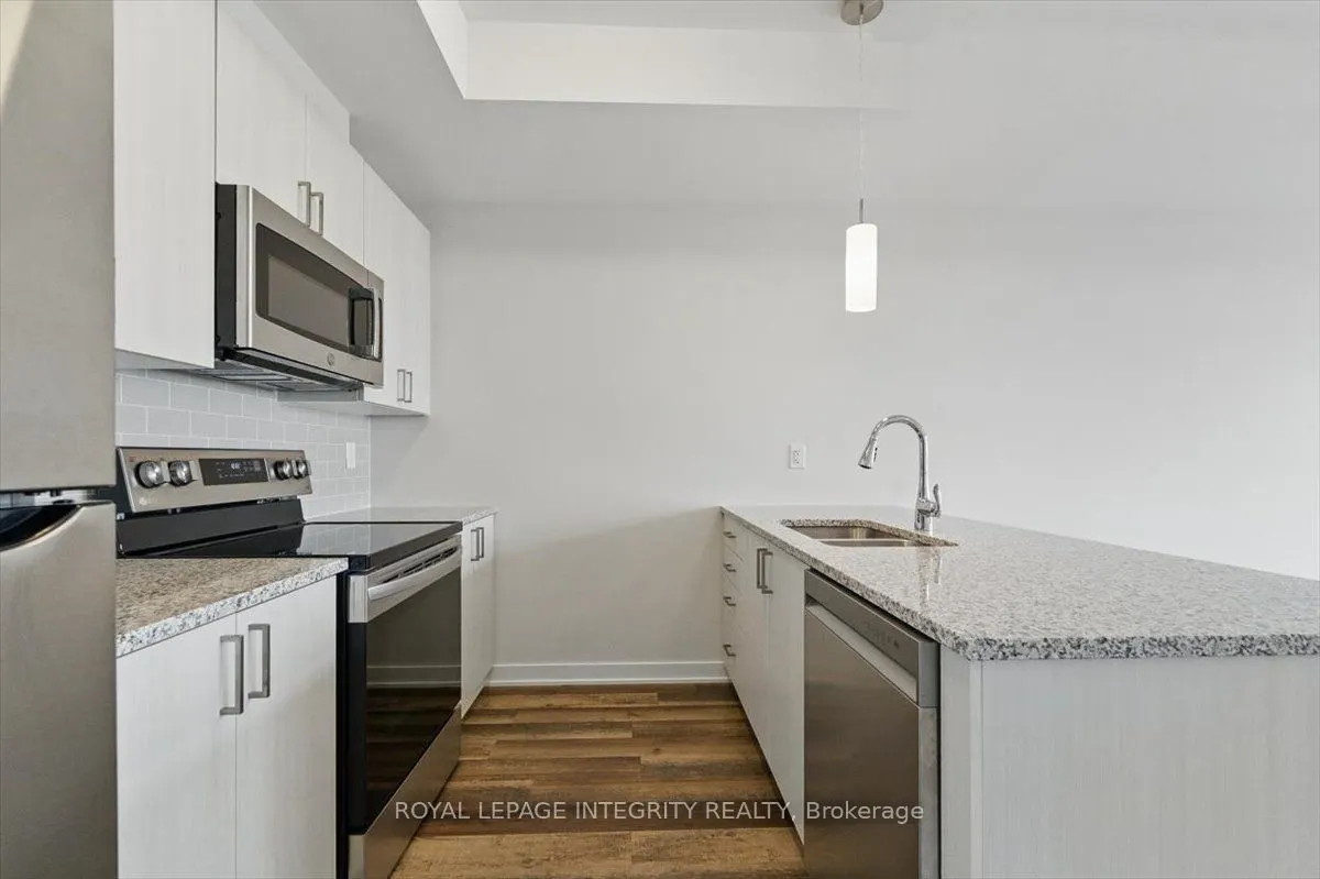 541 LOURMARIN Private